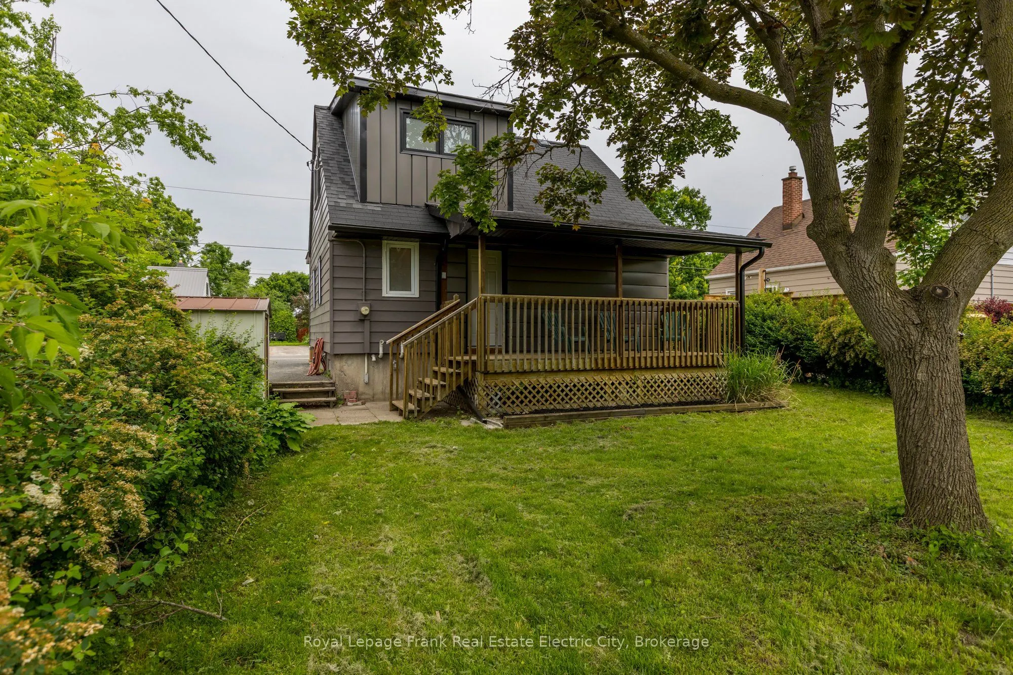 547 Rose Avenue
