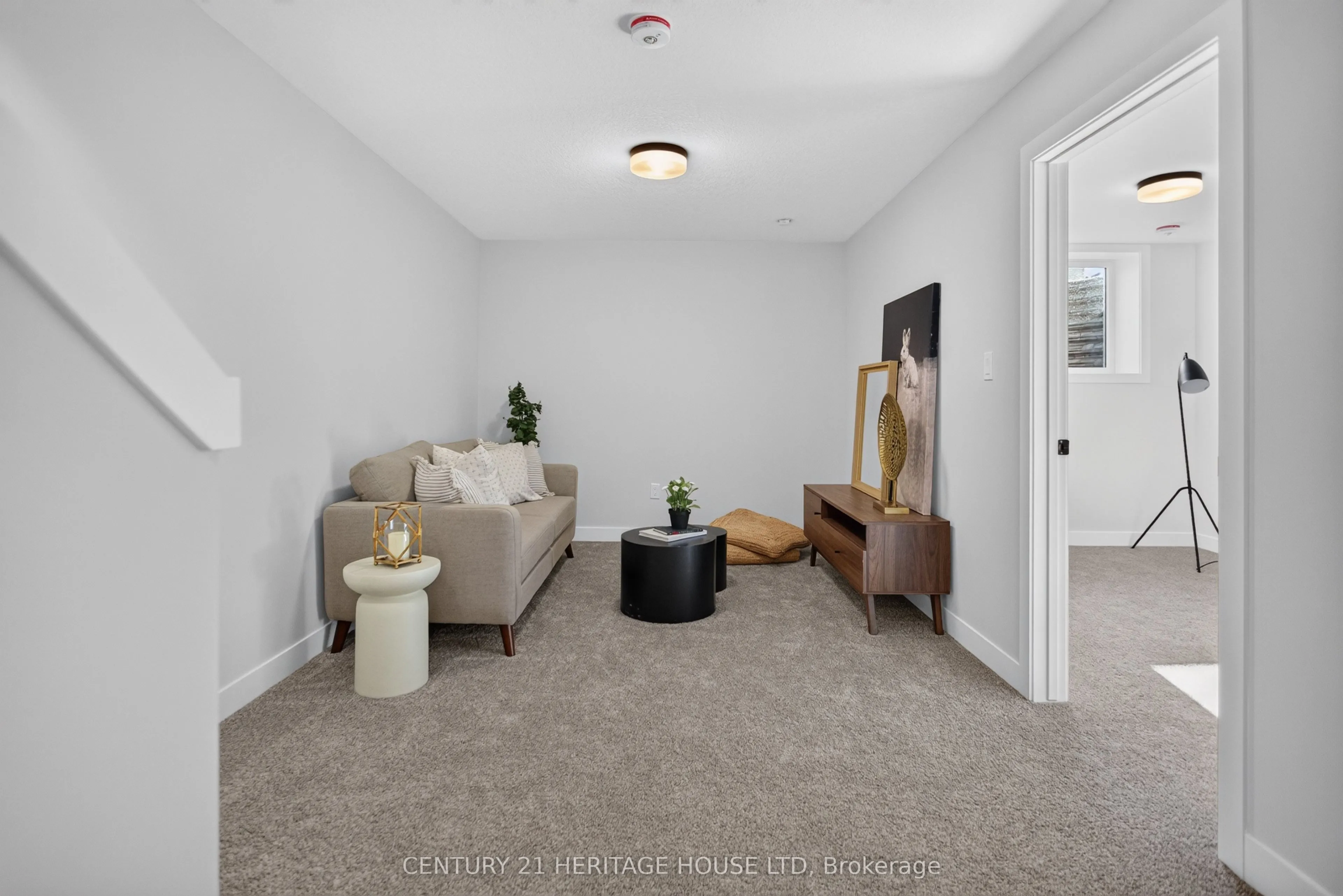 28 Hopper Lane