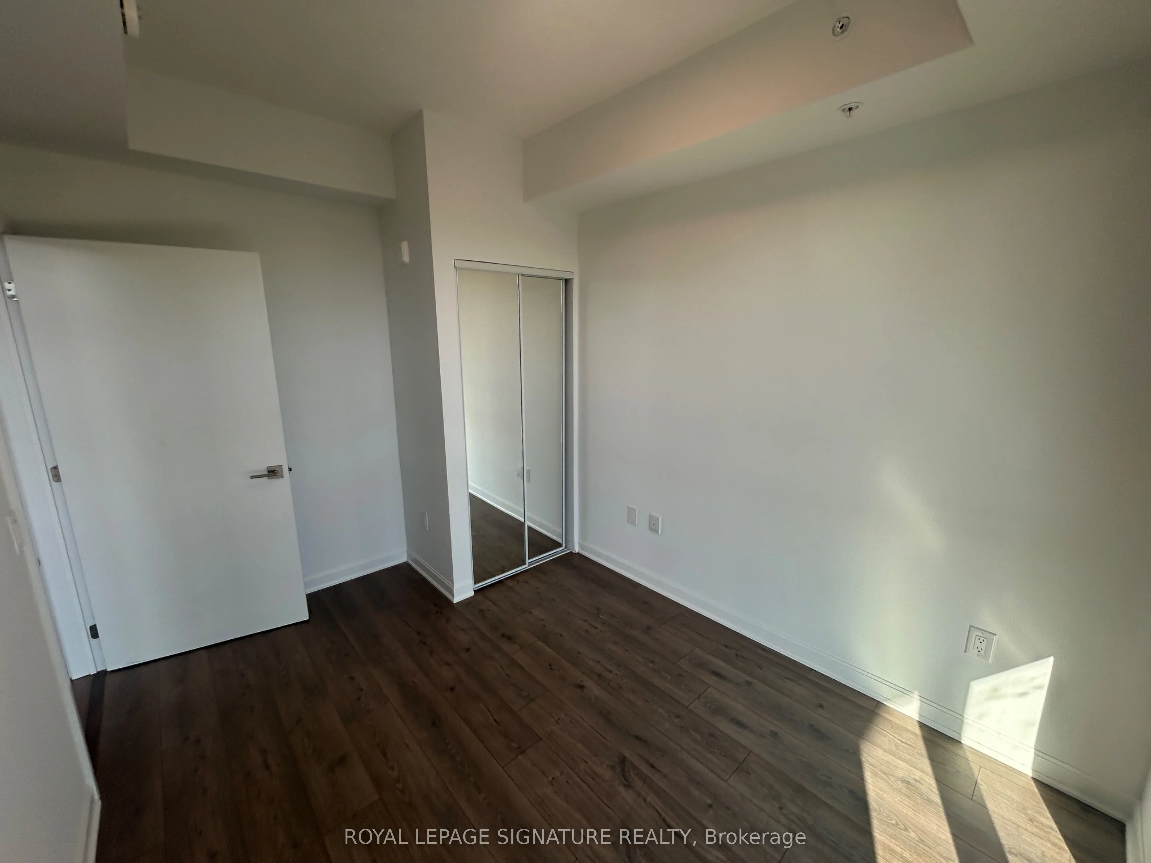 223 Princess Street #413