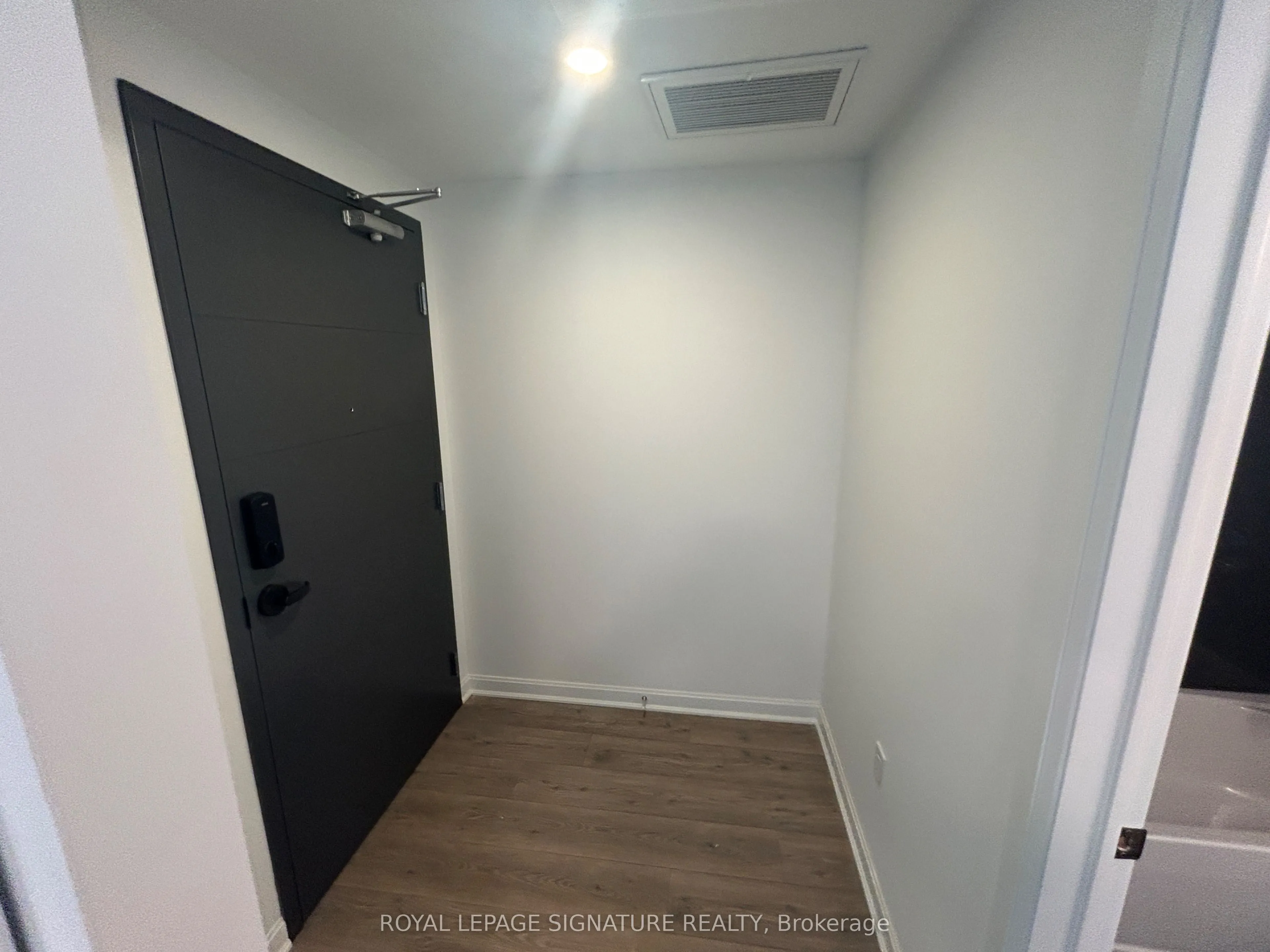 223 Princess Street #413