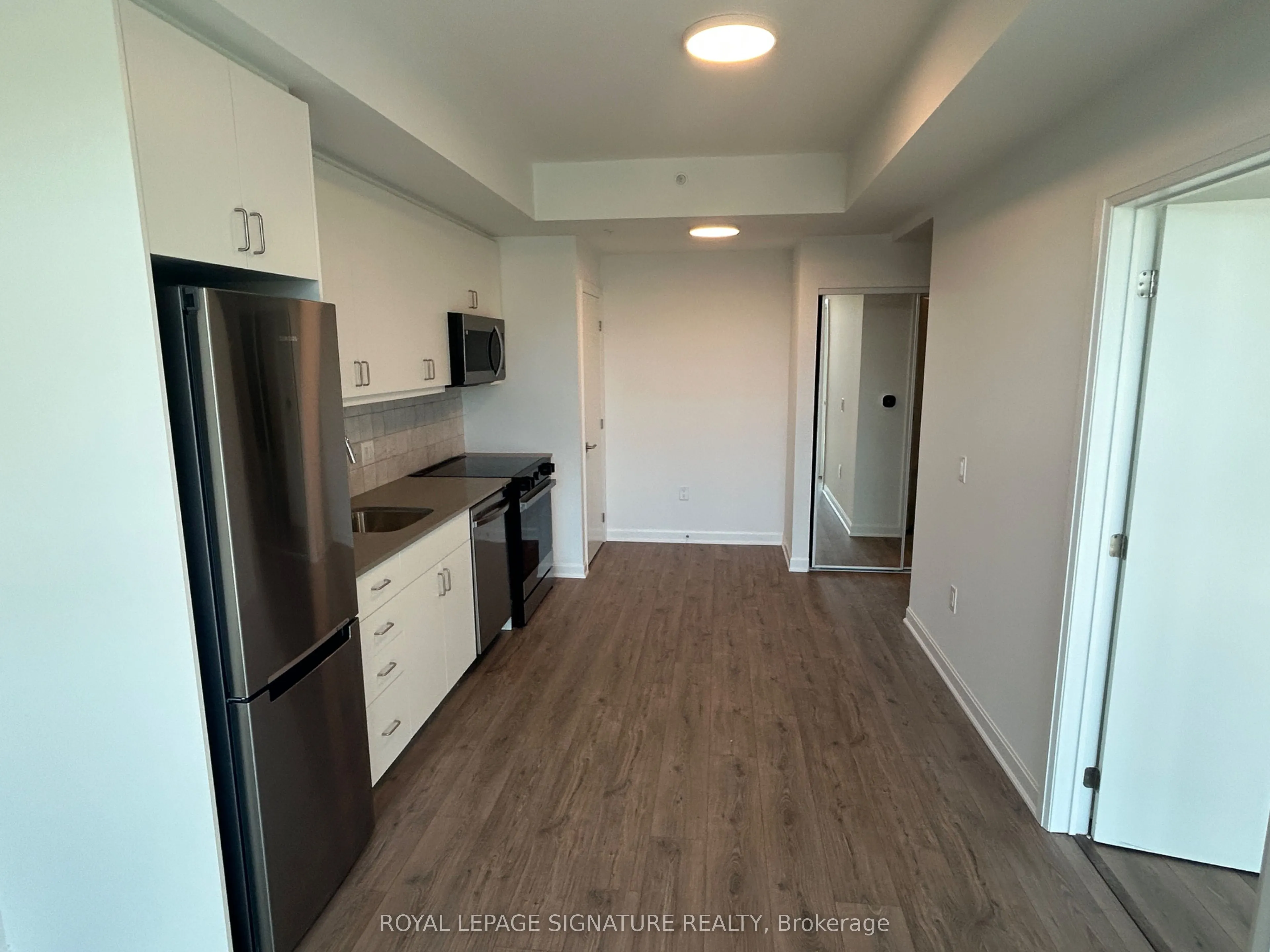 223 Princess Street #413