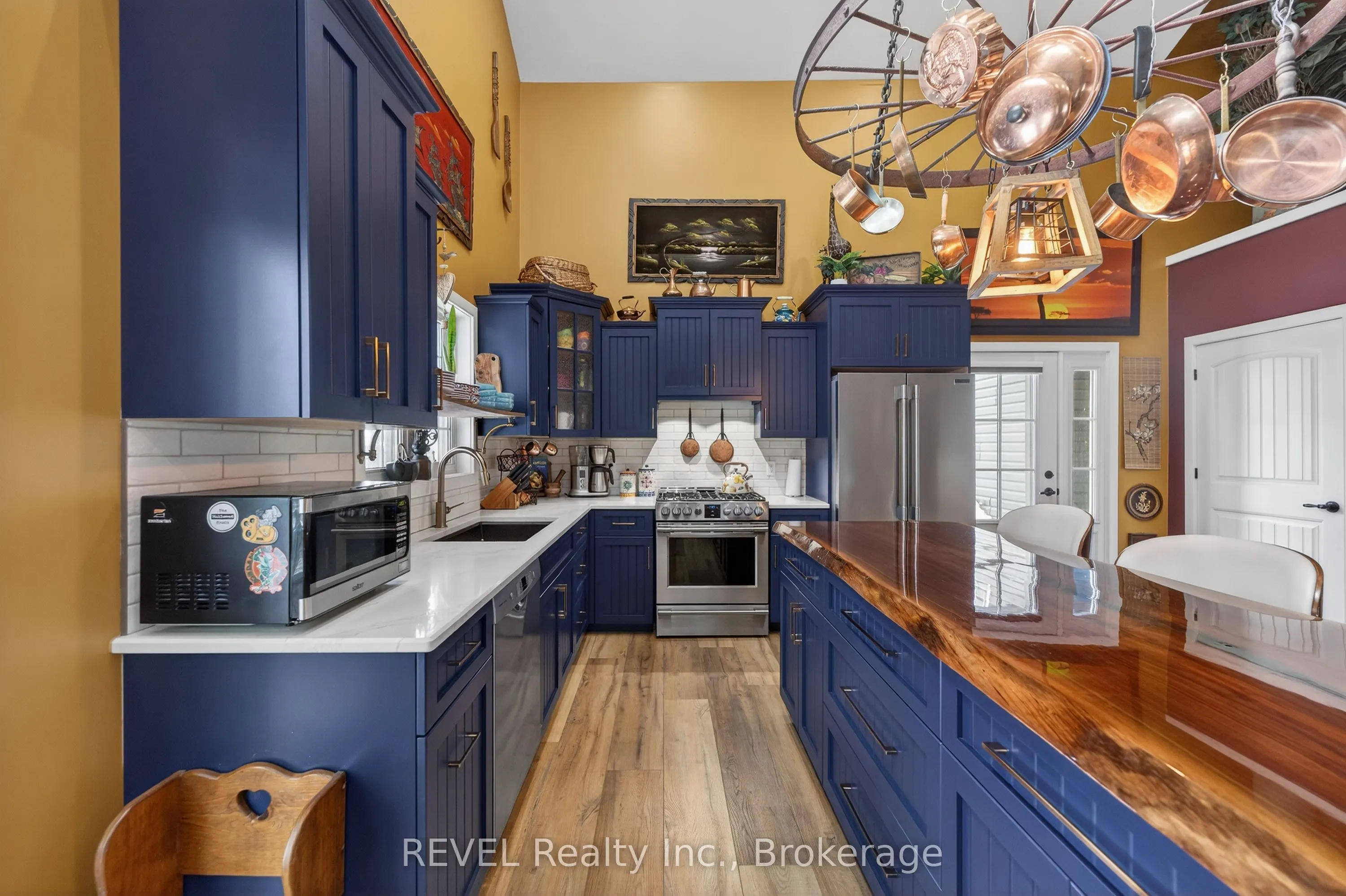 573 CANBORO Road