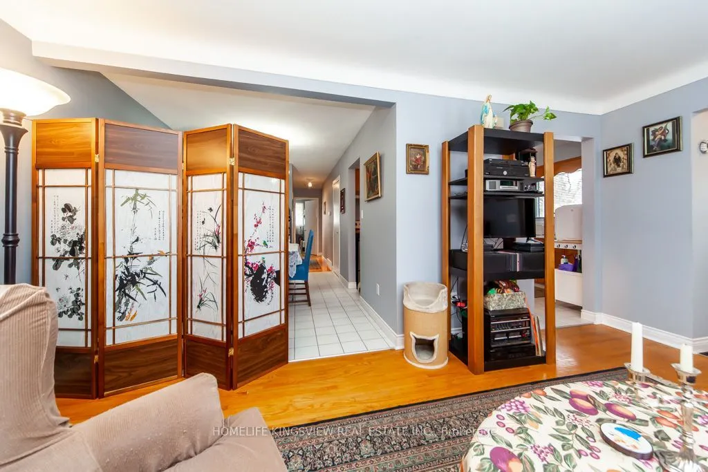 37 Allan Drive