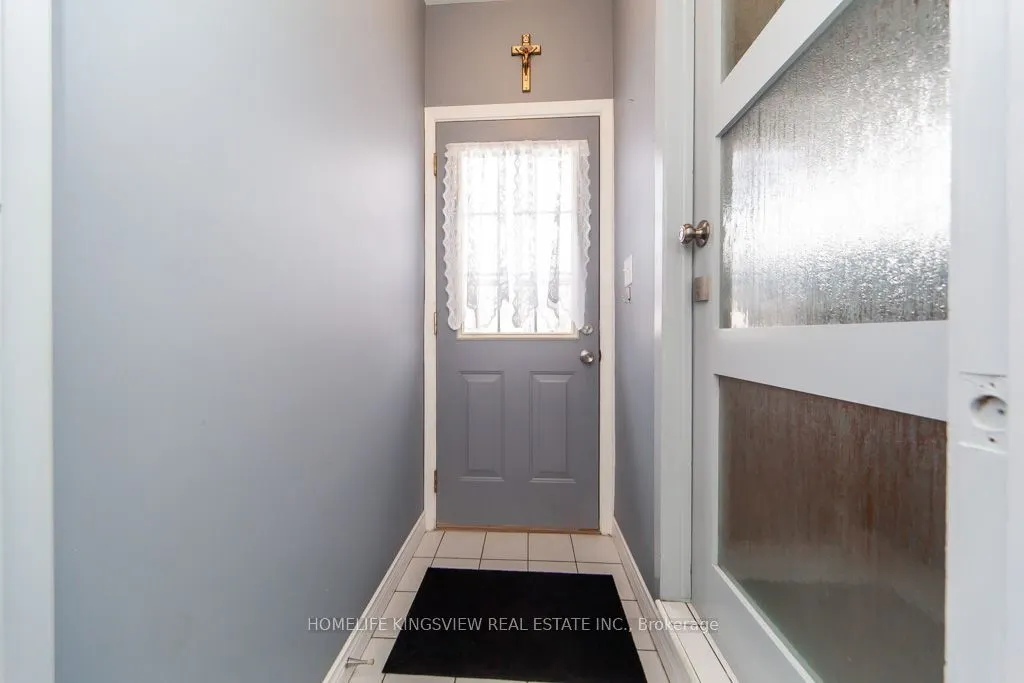 37 Allan Drive