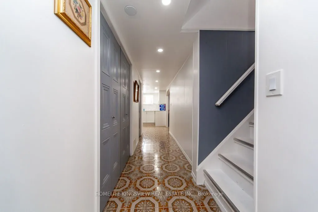 37 Allan Drive