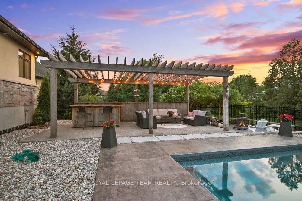 1801 CEDARLAKES Way