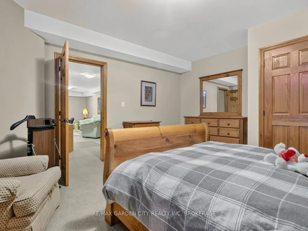 3297 Tallman Drive