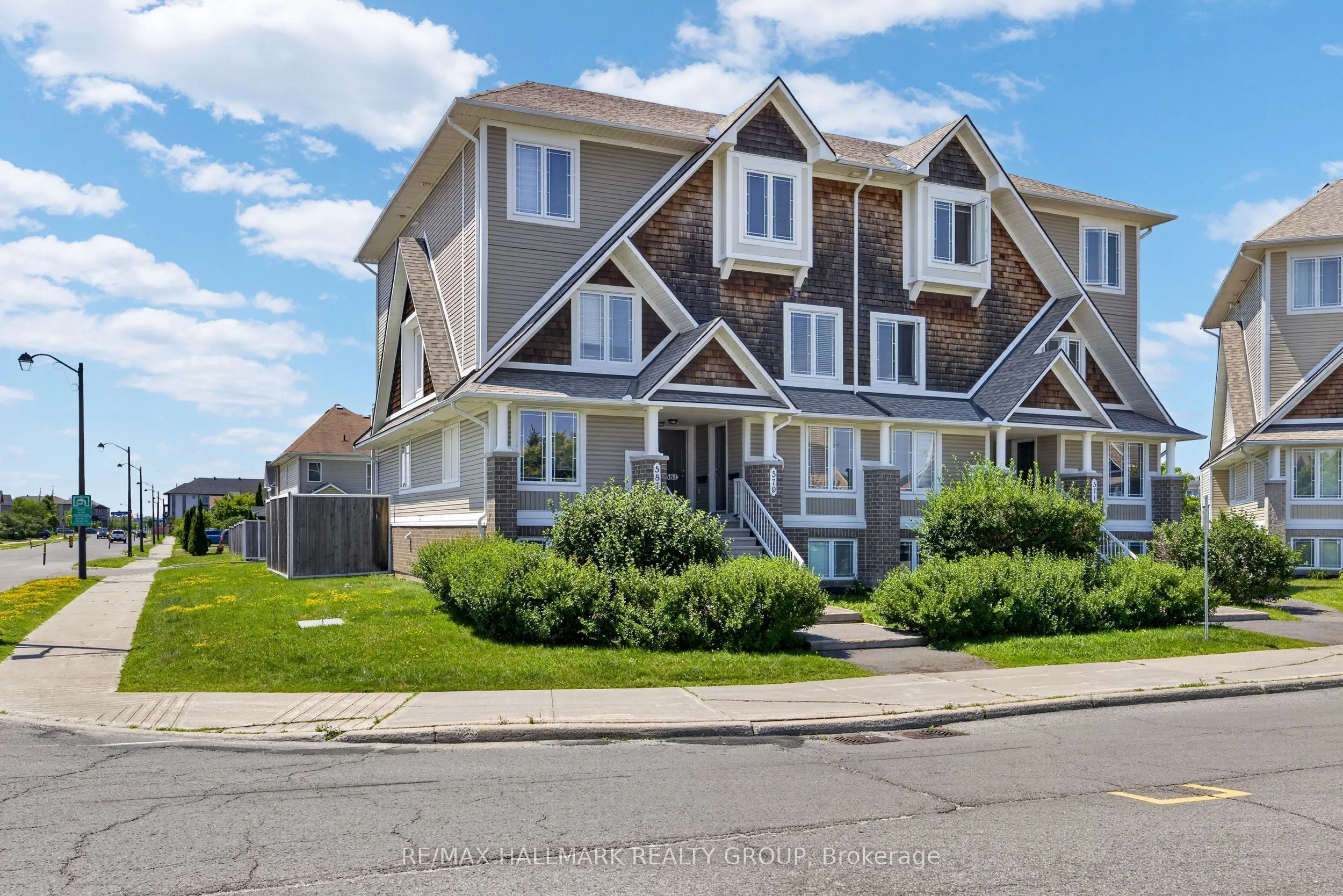 581 Lakeridge Drive #16