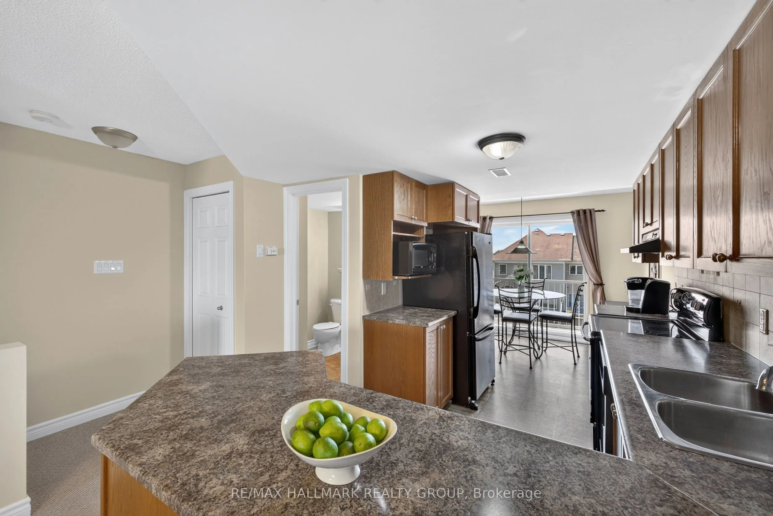581 Lakeridge Drive #16
