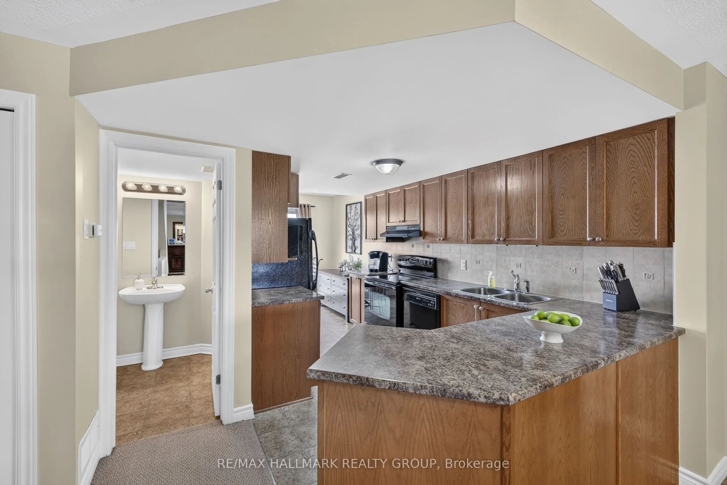 581 Lakeridge Drive #16