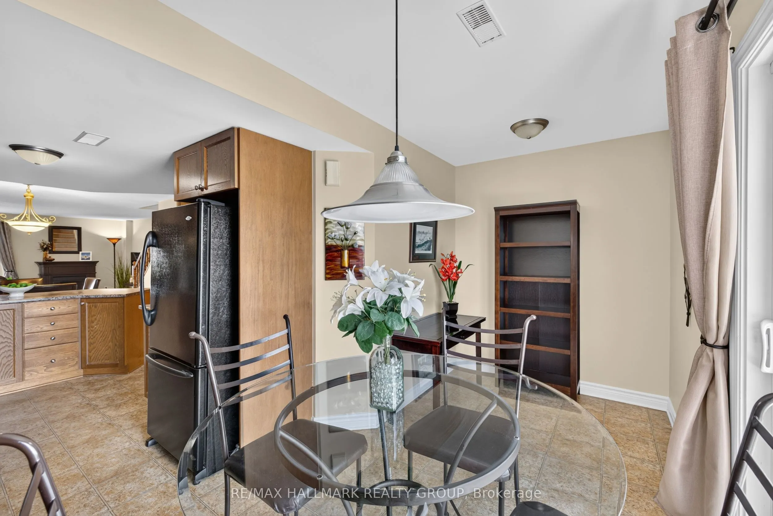 581 Lakeridge Drive #16