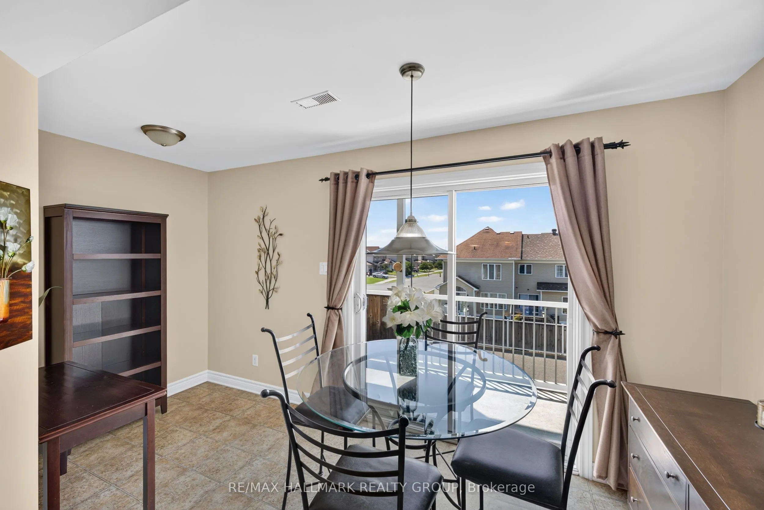 581 Lakeridge Drive #16