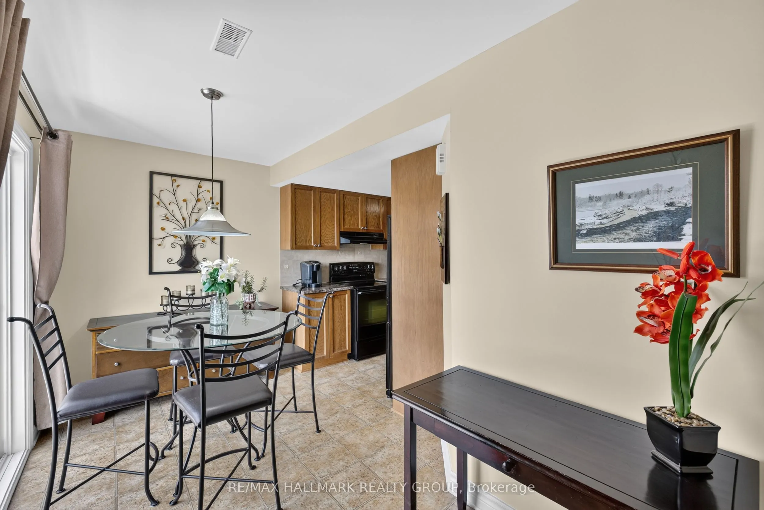 581 Lakeridge Drive #16