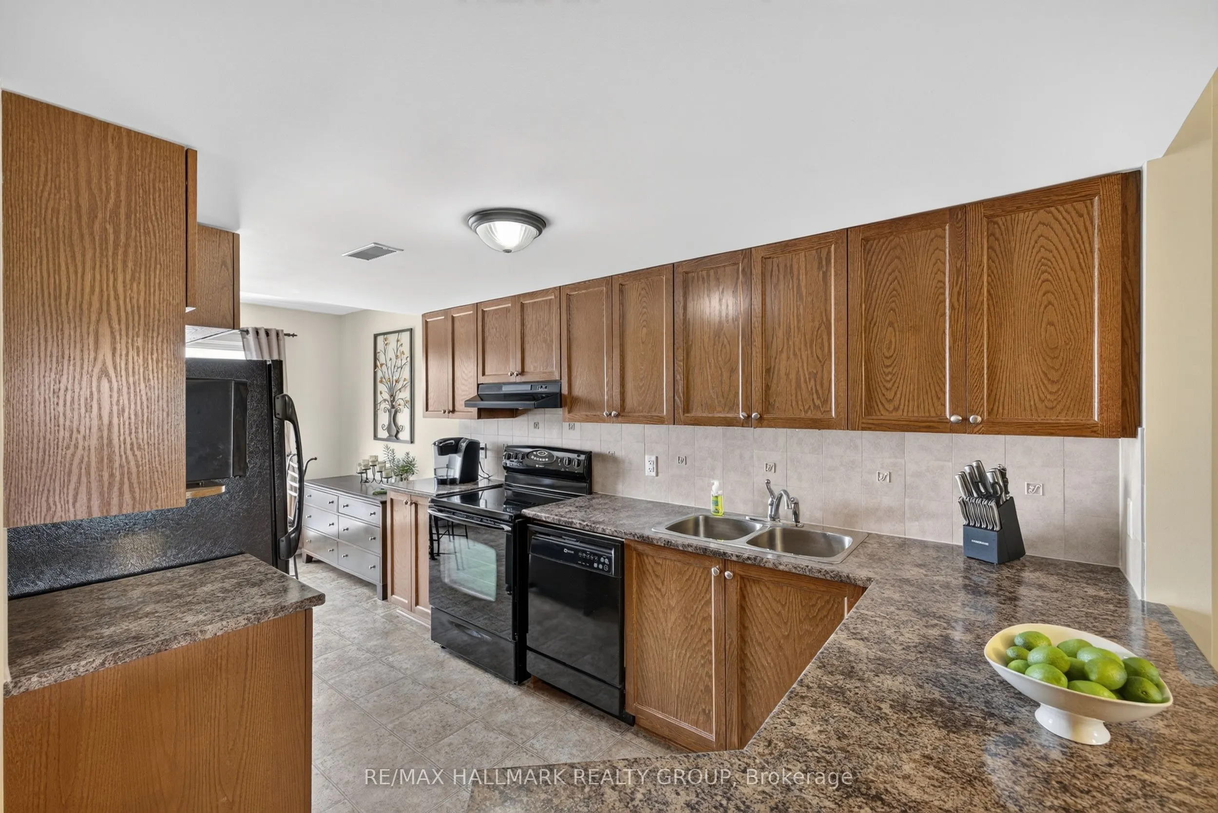 581 Lakeridge Drive #16