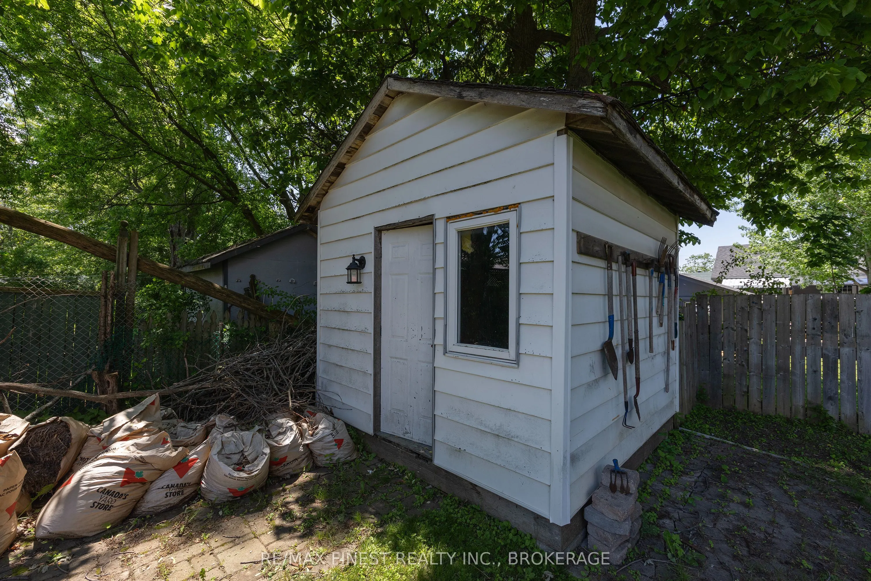 734 Portsmouth Avenue