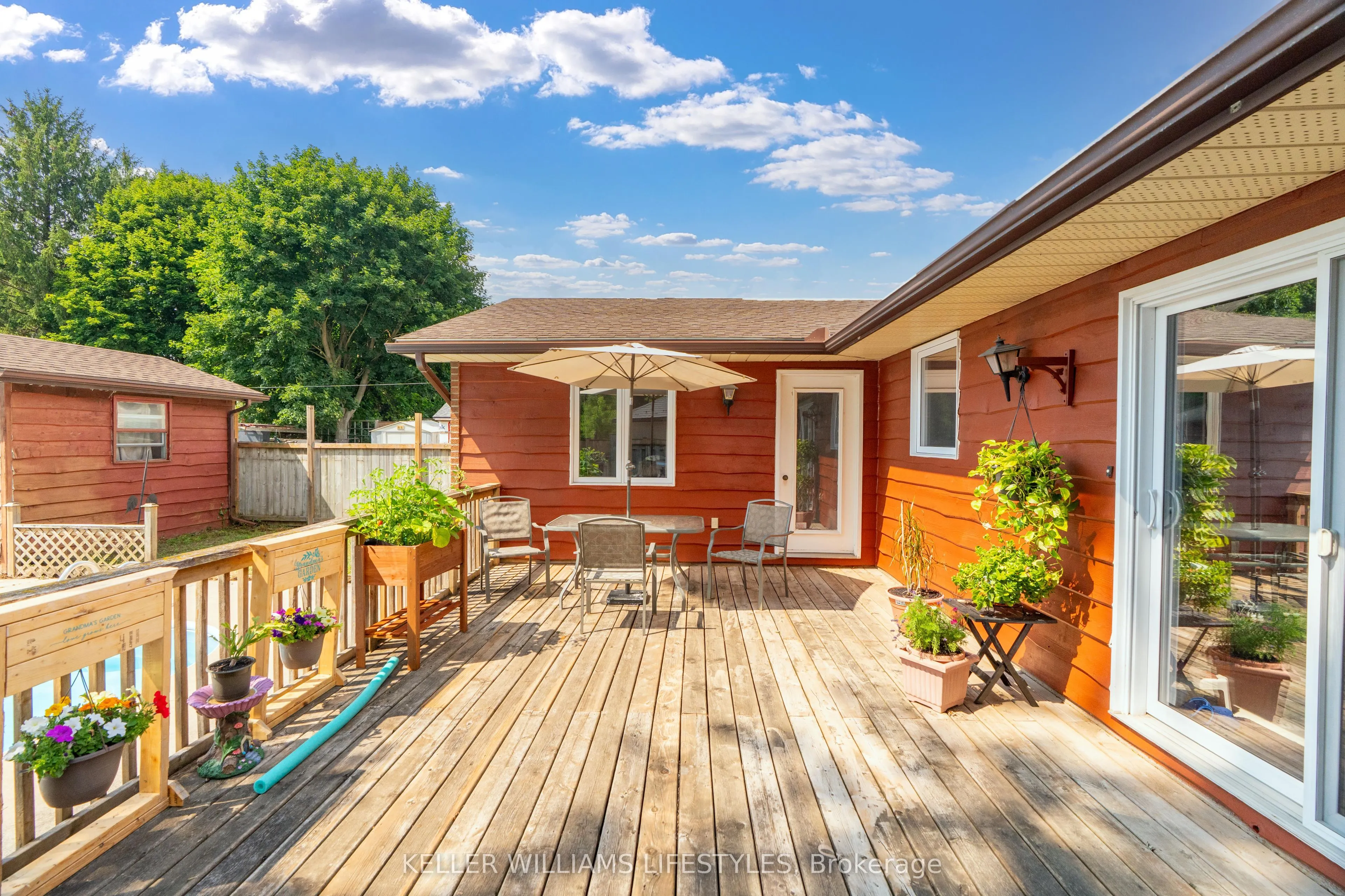 288 Carrie Street
