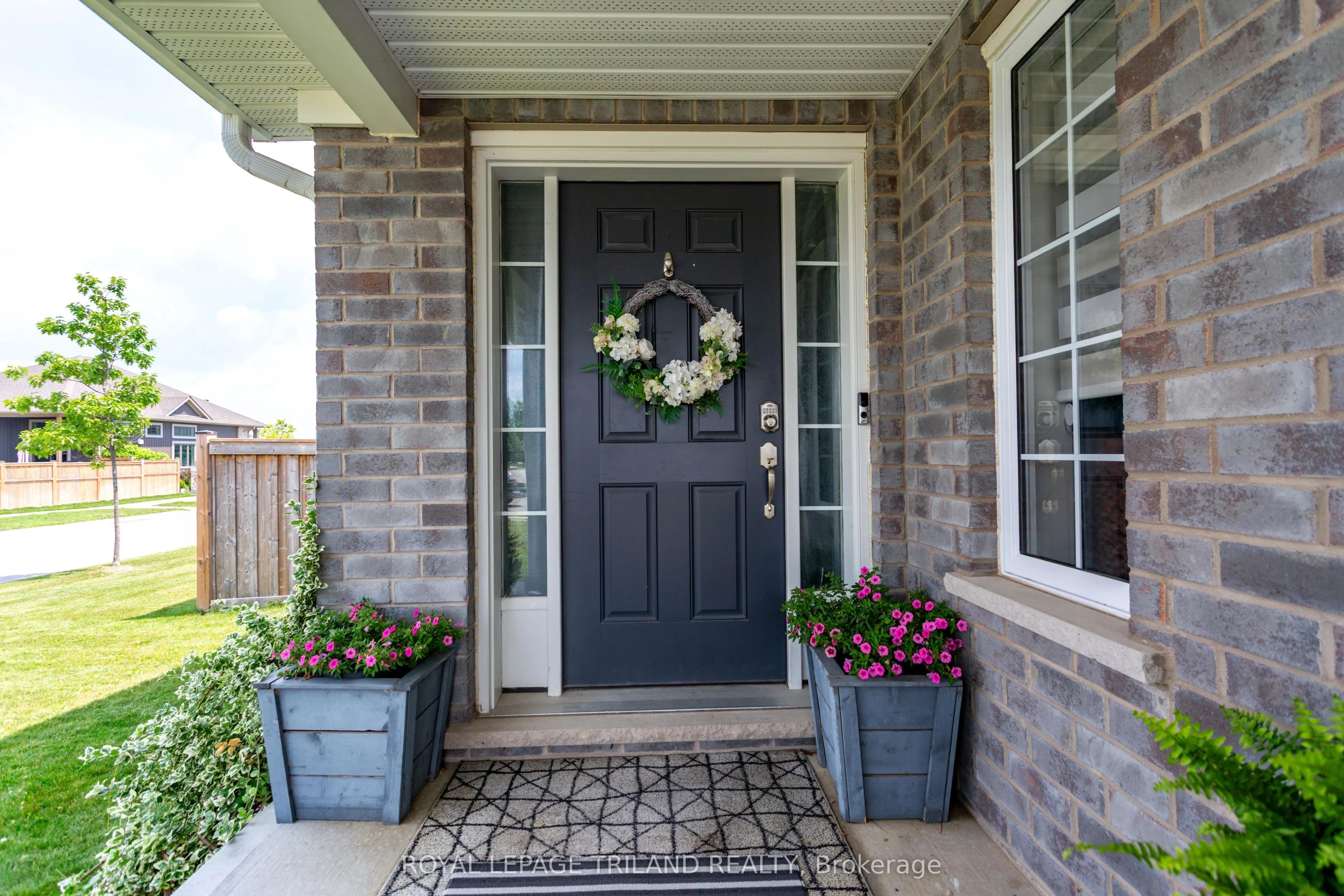 1 Acorn Trail