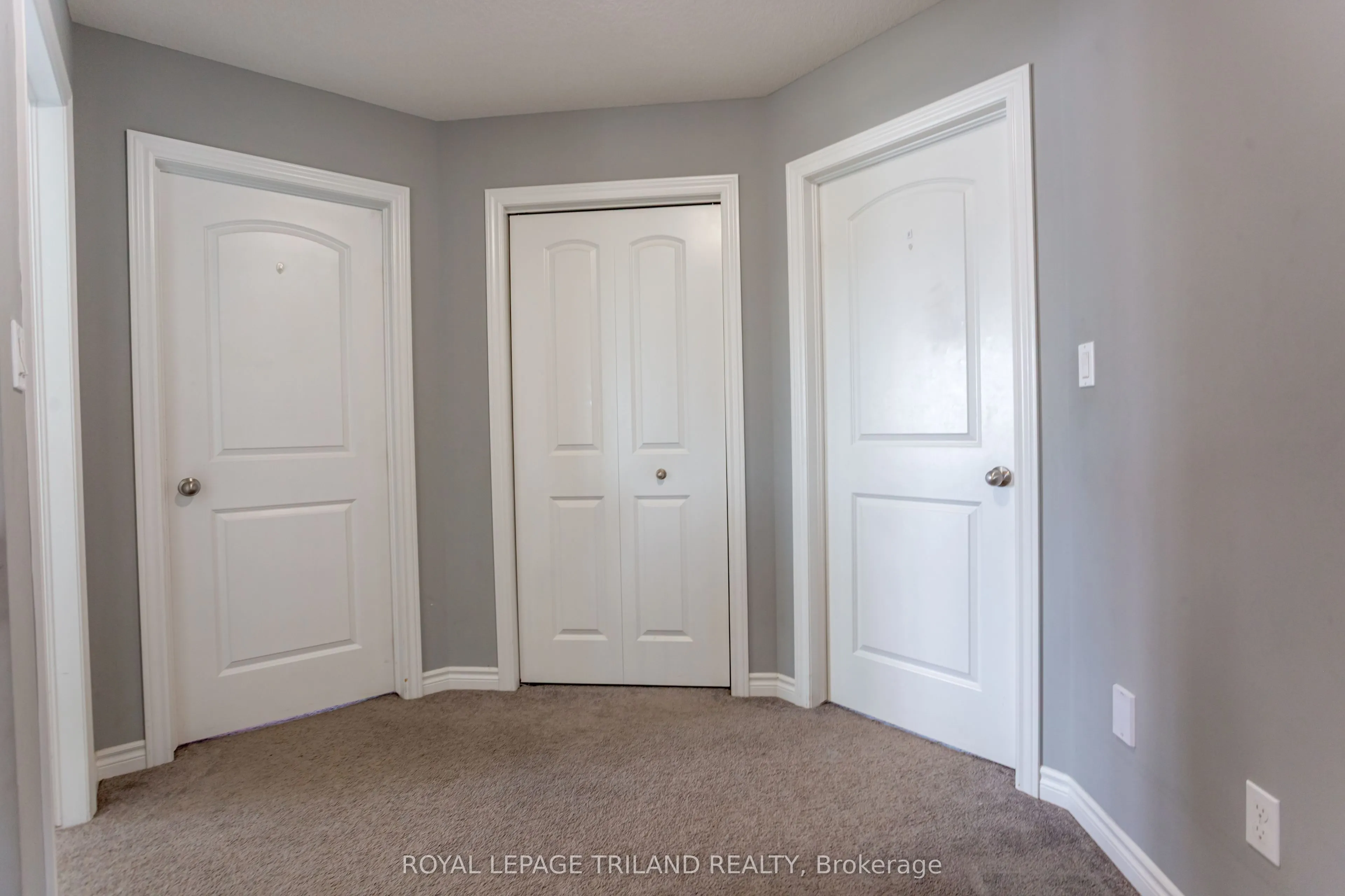 1 Acorn Trail