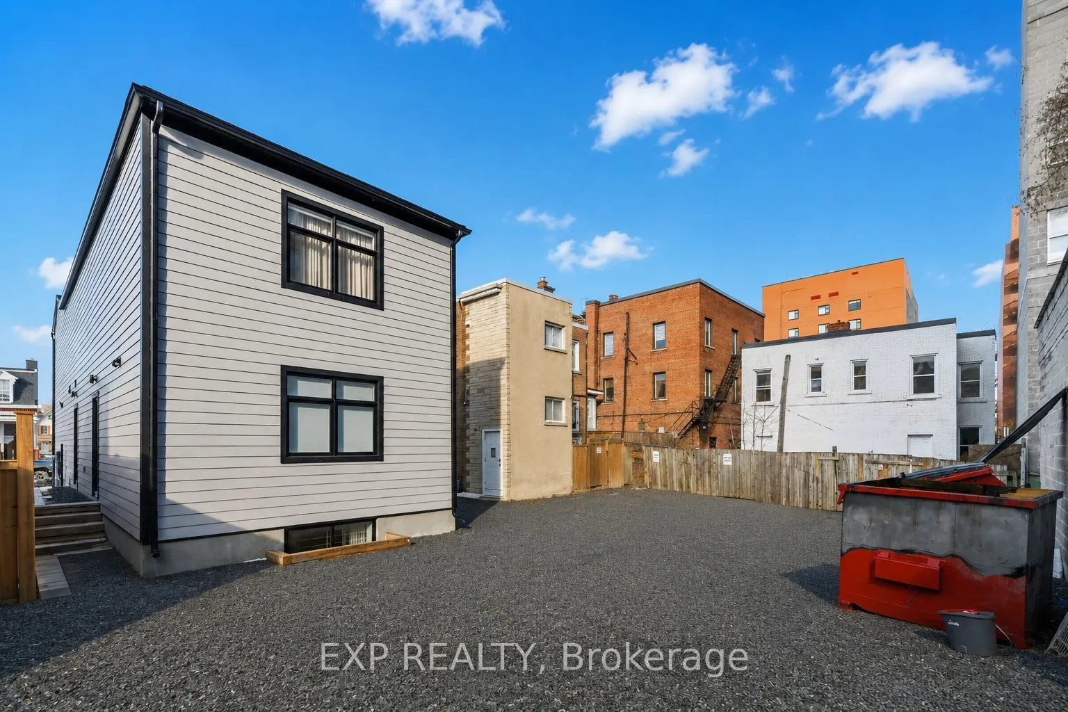 182 Murray Street