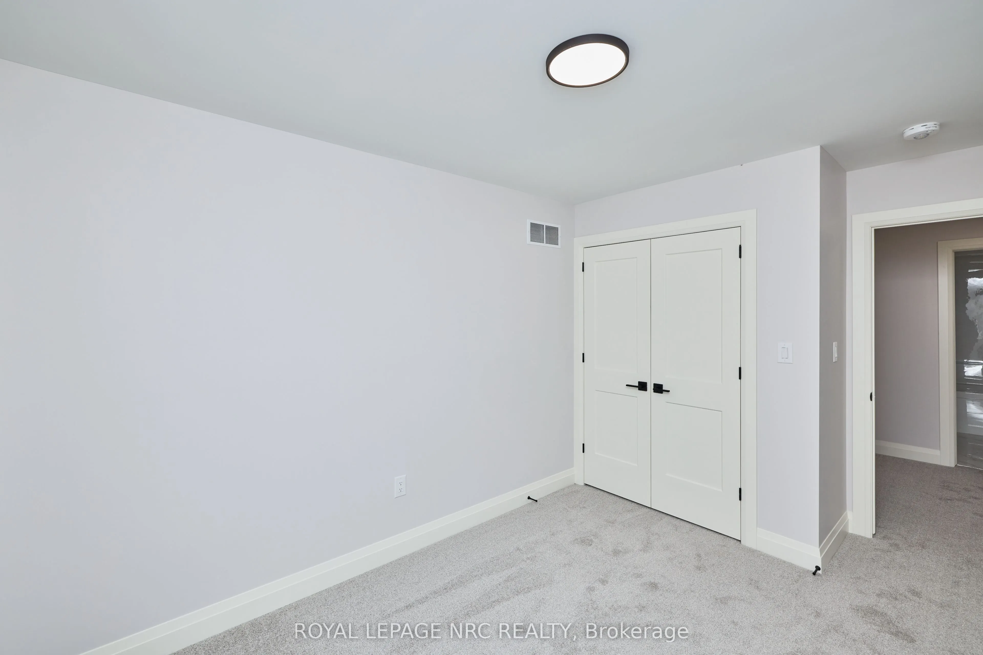 196 Hodgkins Avenue