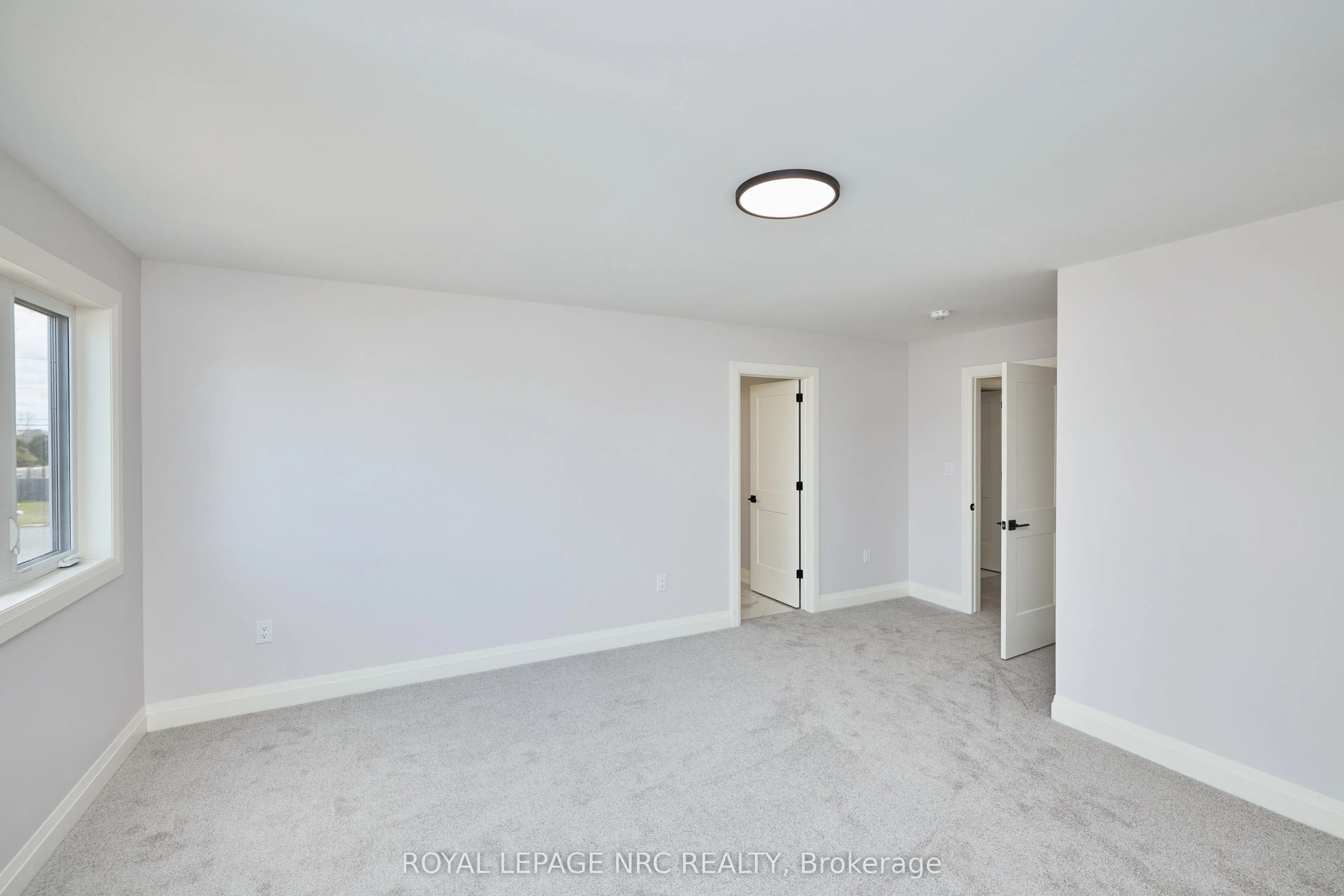 196 Hodgkins Avenue