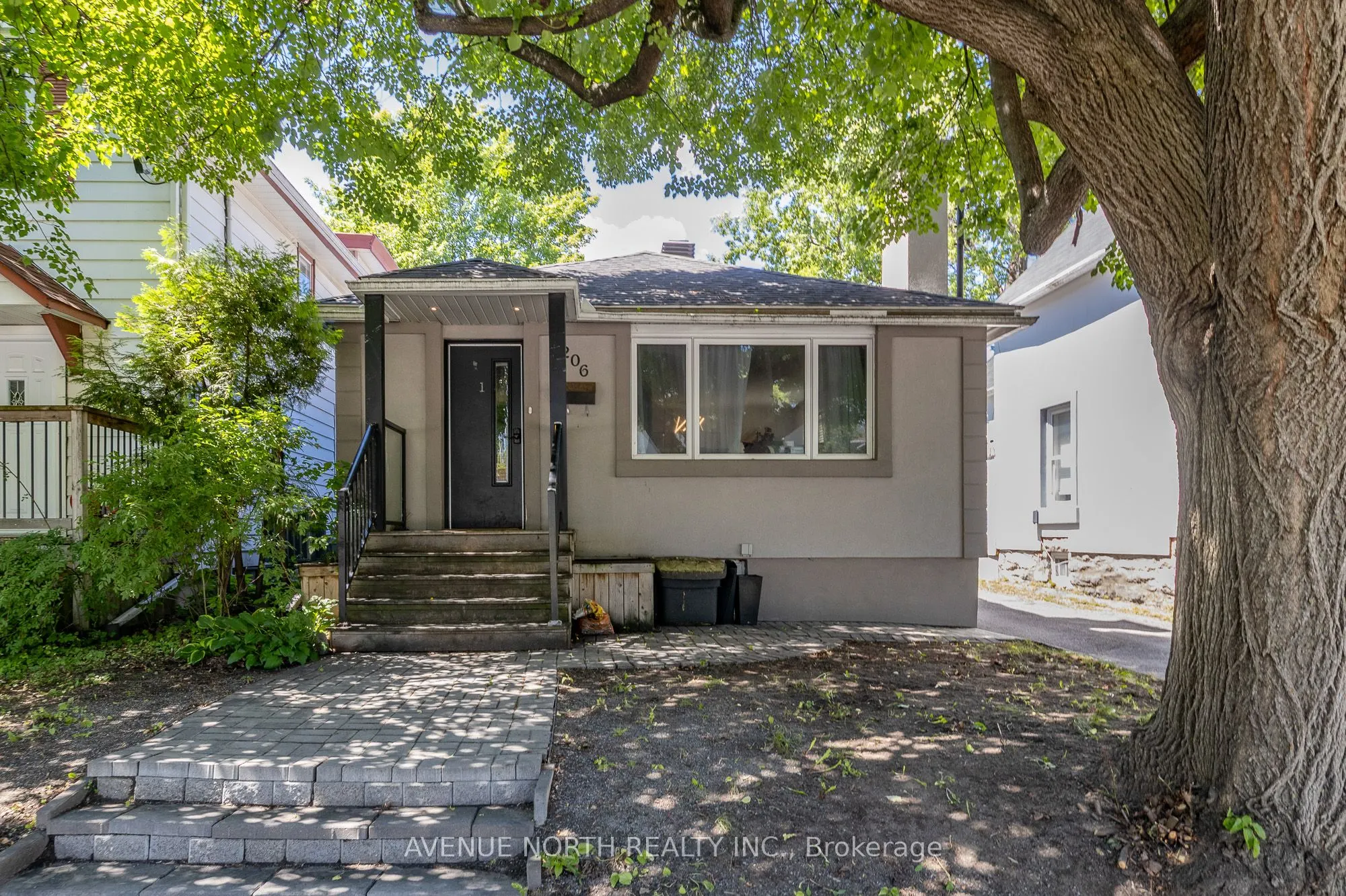 206 Blackburn Avenue