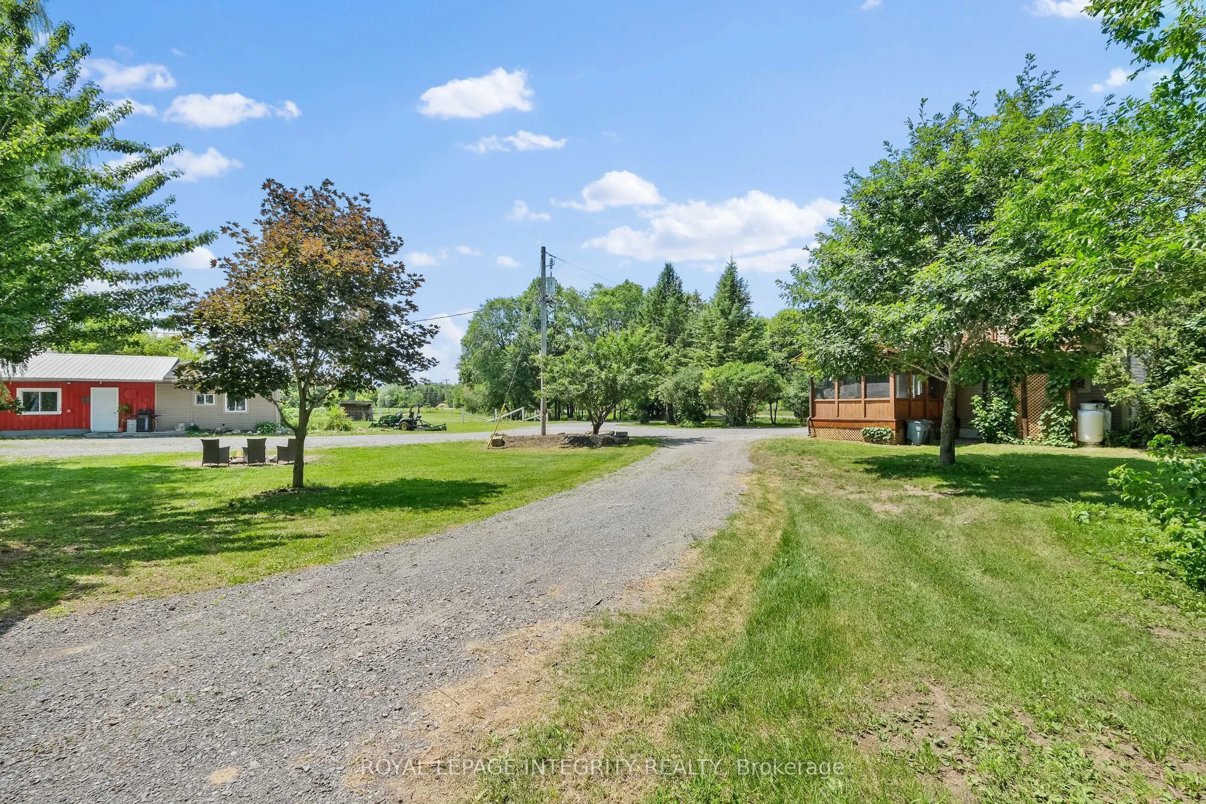 1550 County Rd 2 Road
