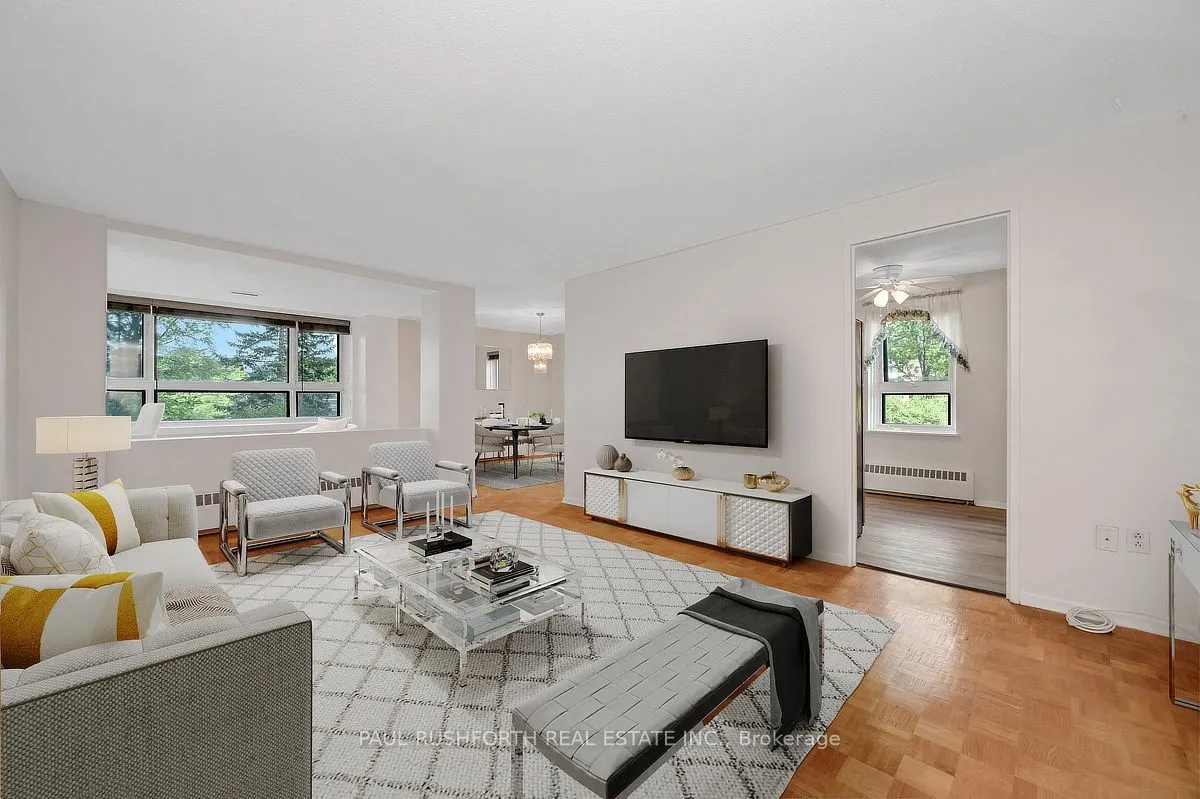 1356 Meadowlands Drive E #201
