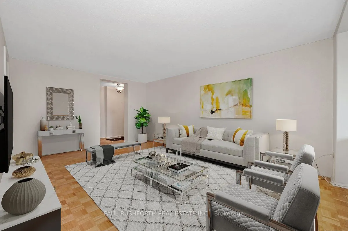 1356 Meadowlands Drive E #201