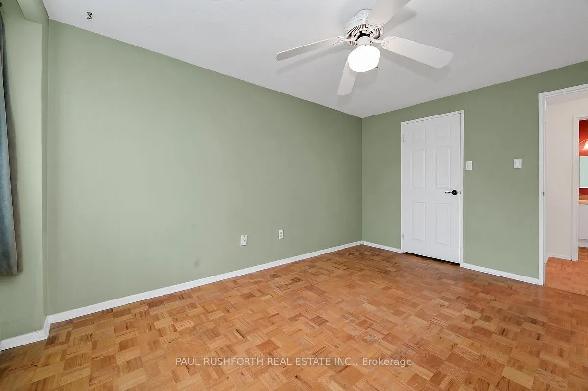 1356 Meadowlands Drive E #201