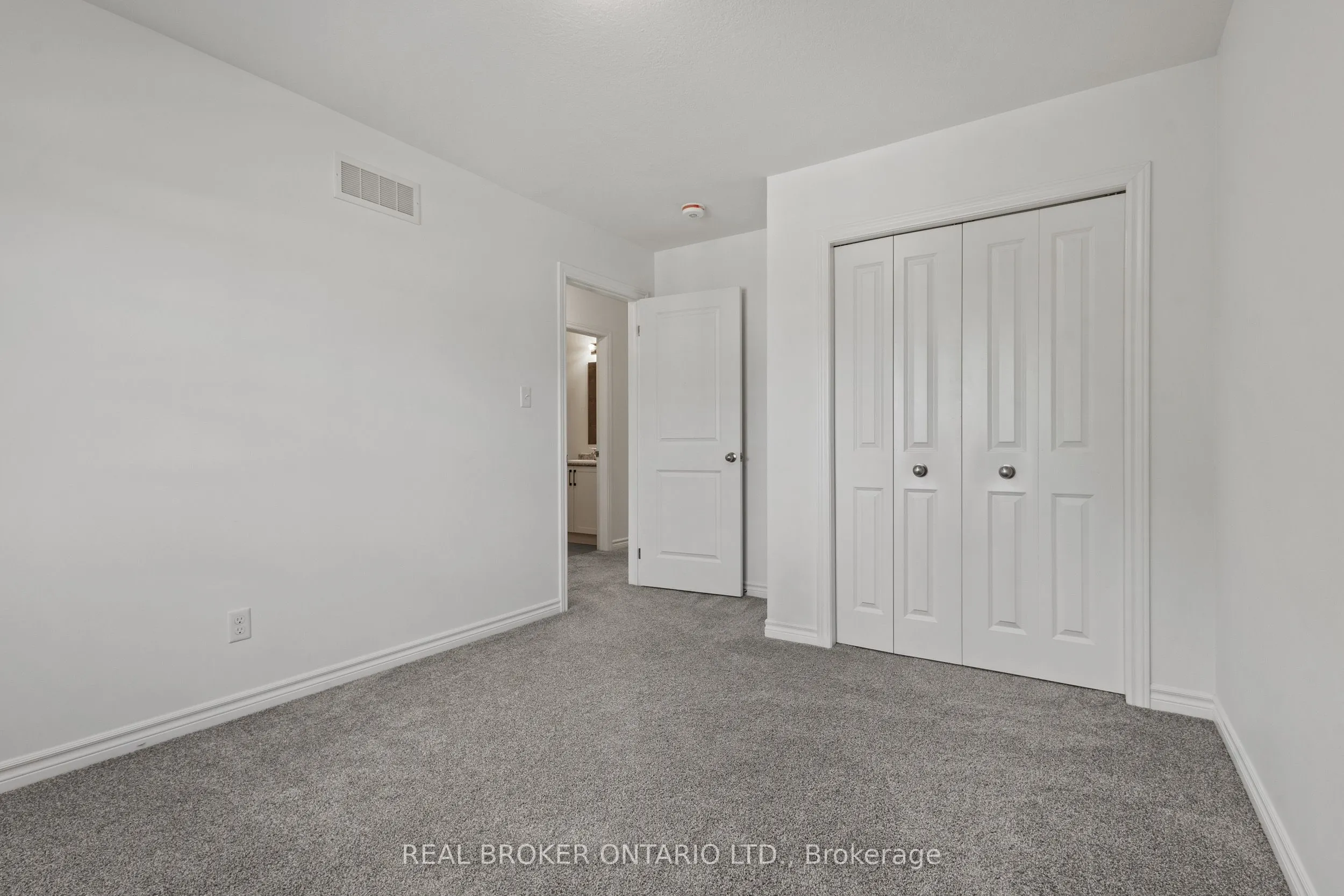 91 Woodedge Circle