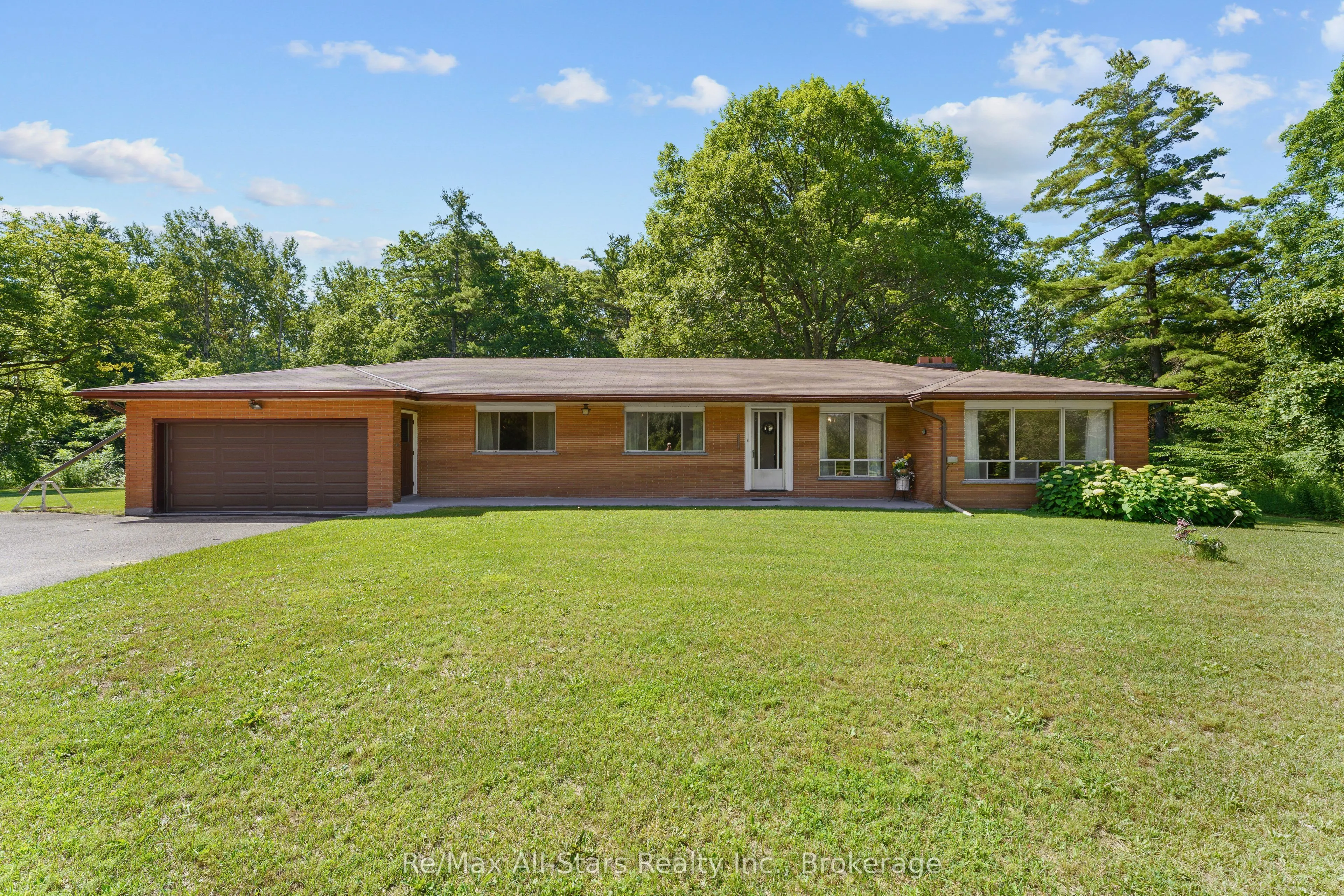 6035 Ganaraska Road