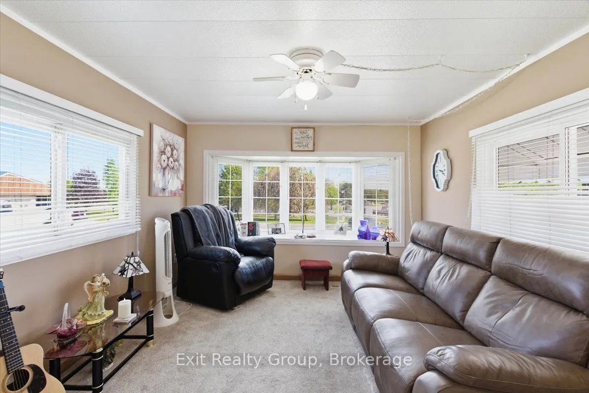 5 Chapel Boulevard