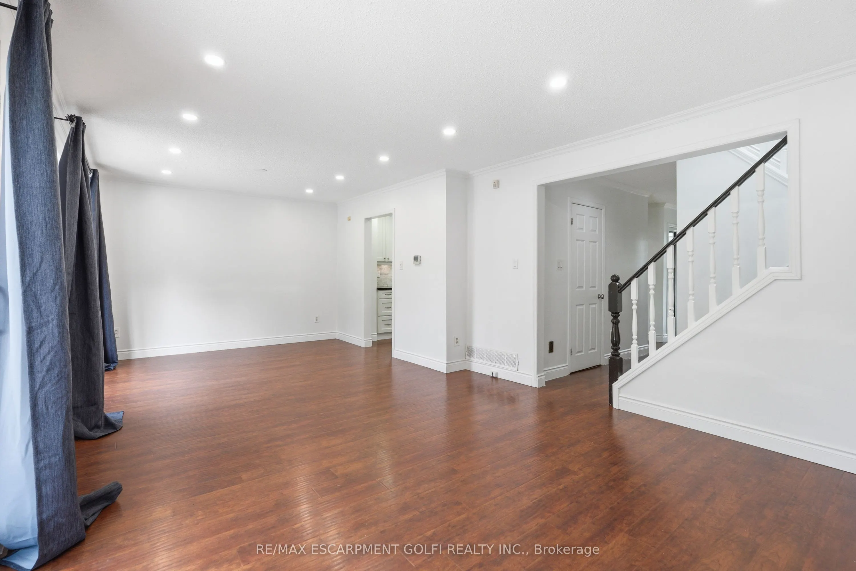 95 Birchpark Drive