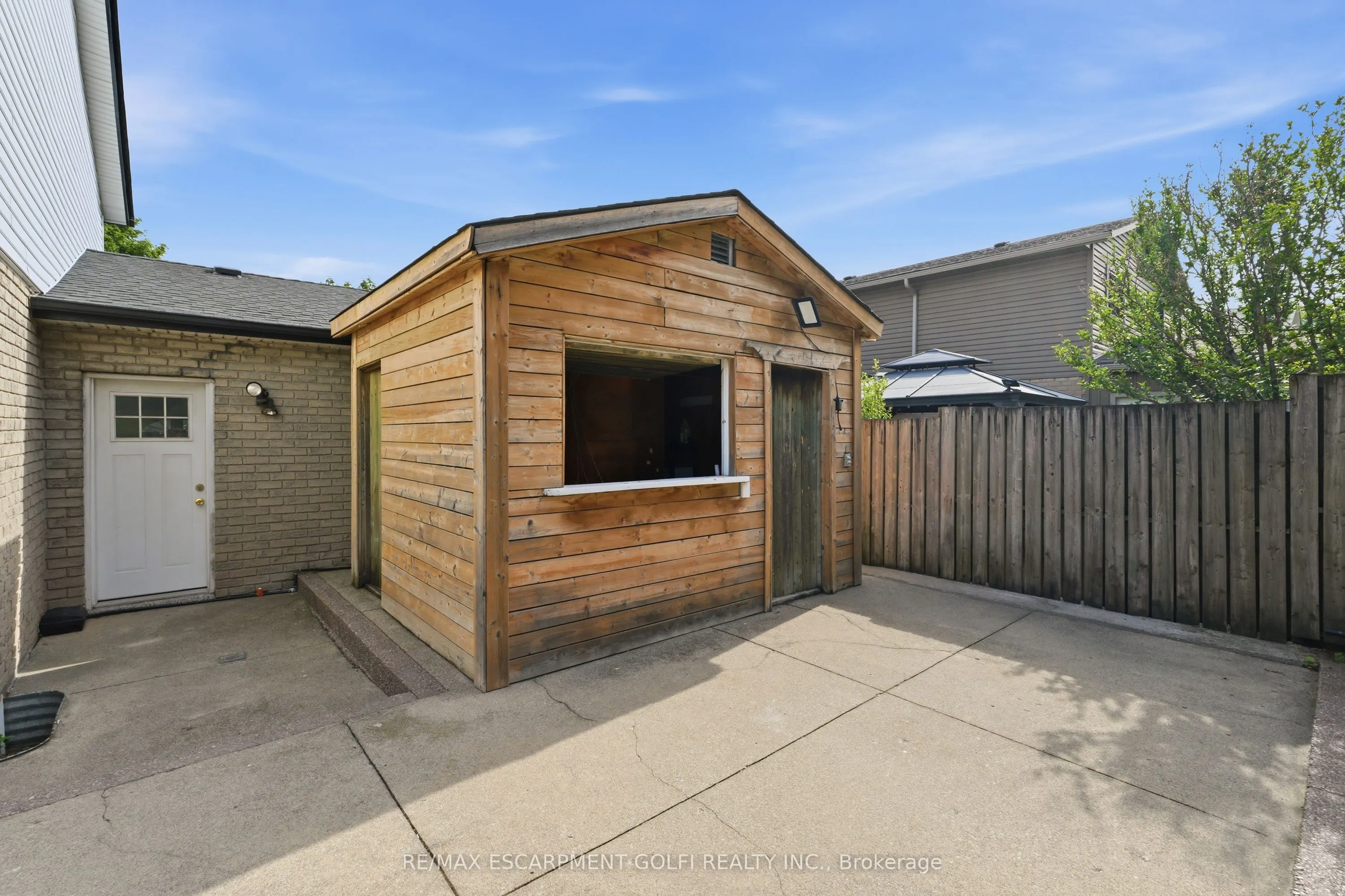 95 Birchpark Drive