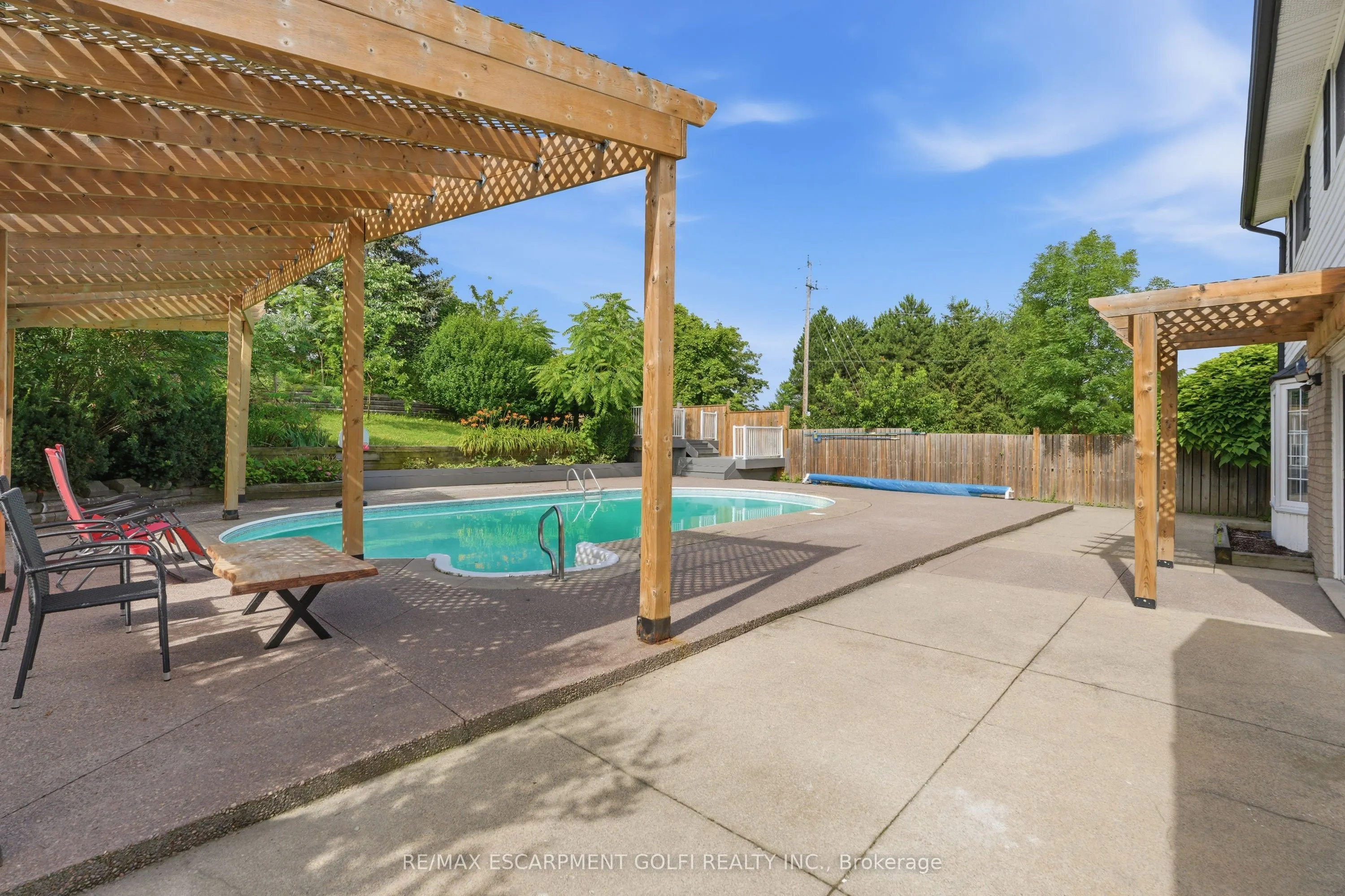 95 Birchpark Drive