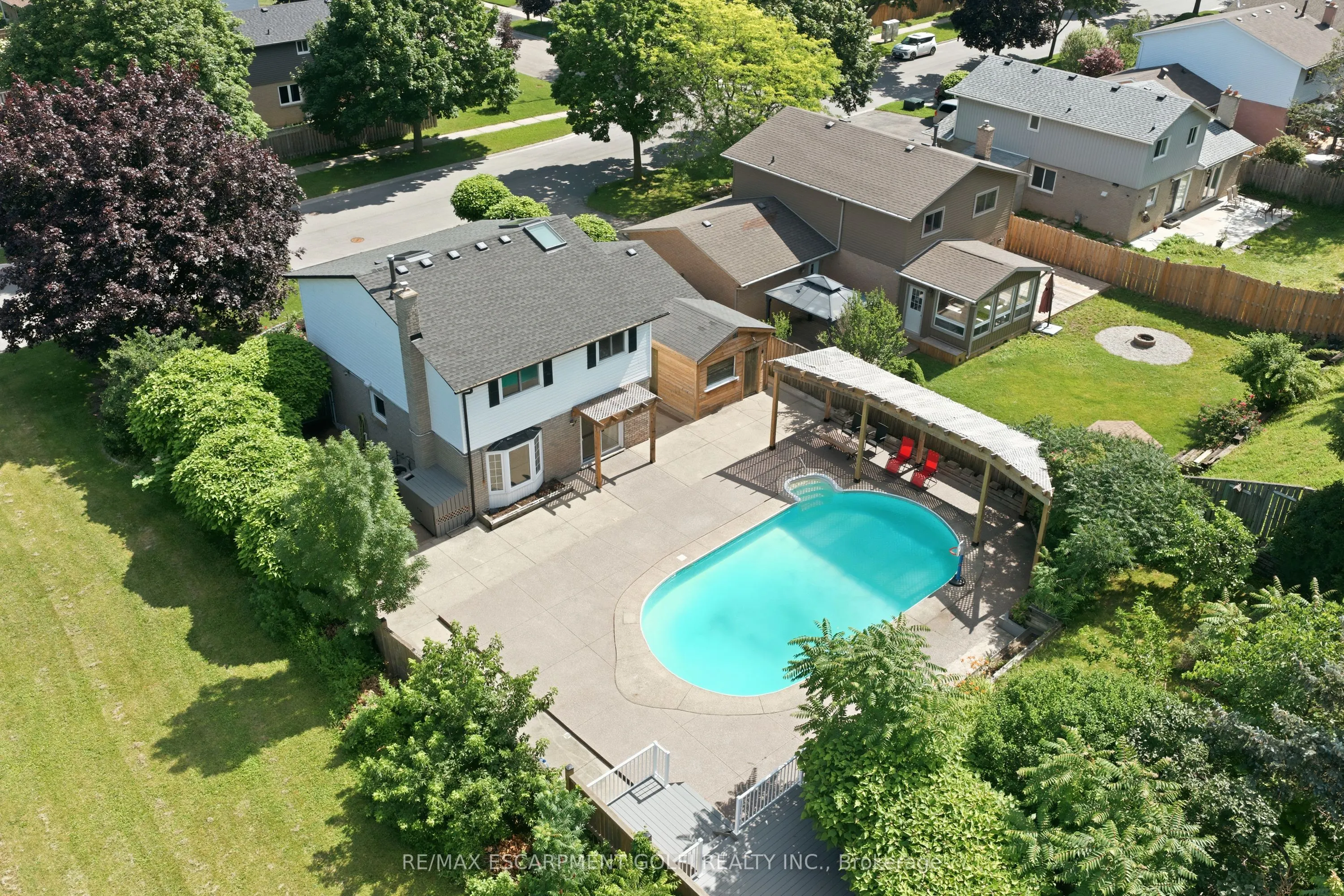 95 Birchpark Drive