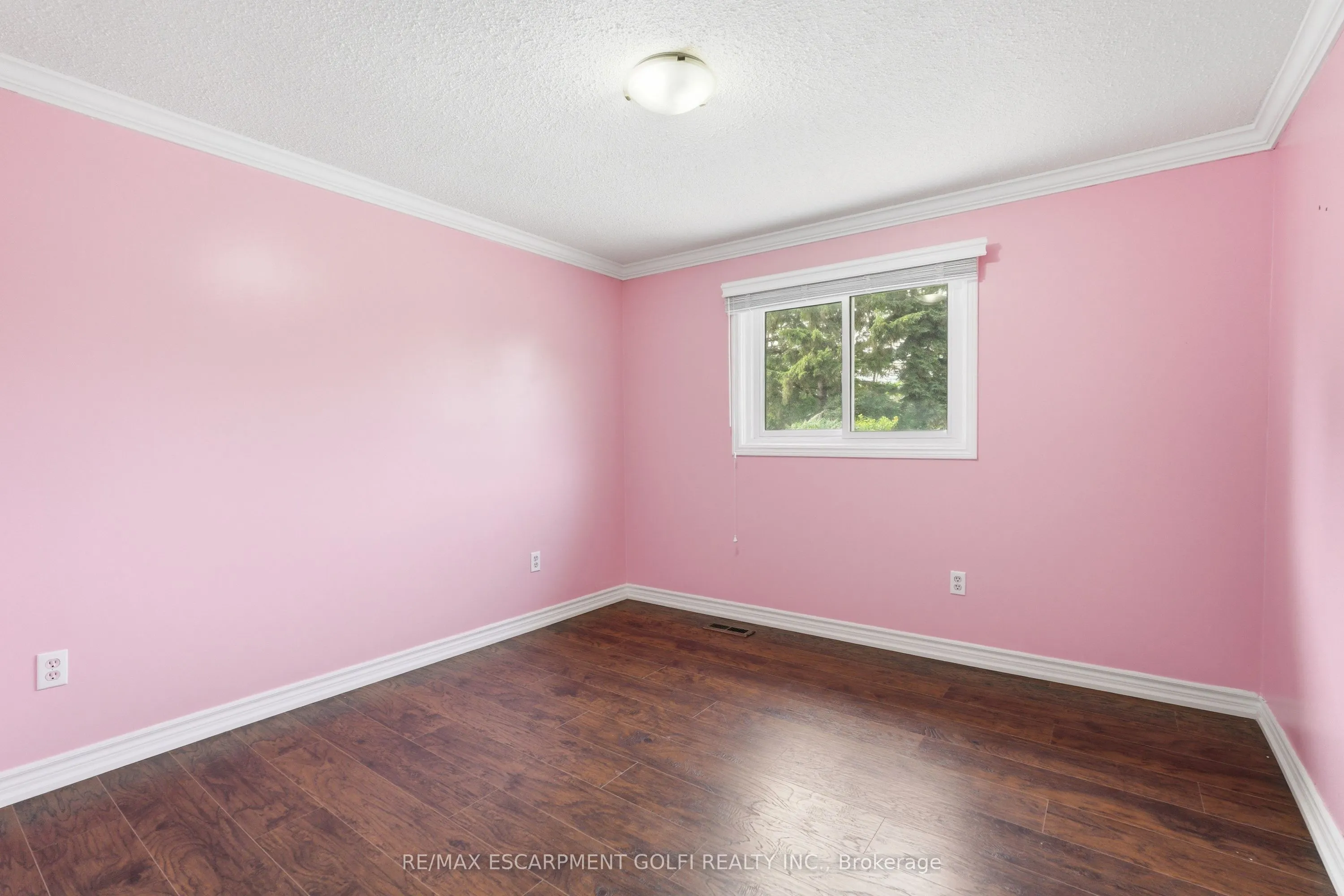 95 Birchpark Drive