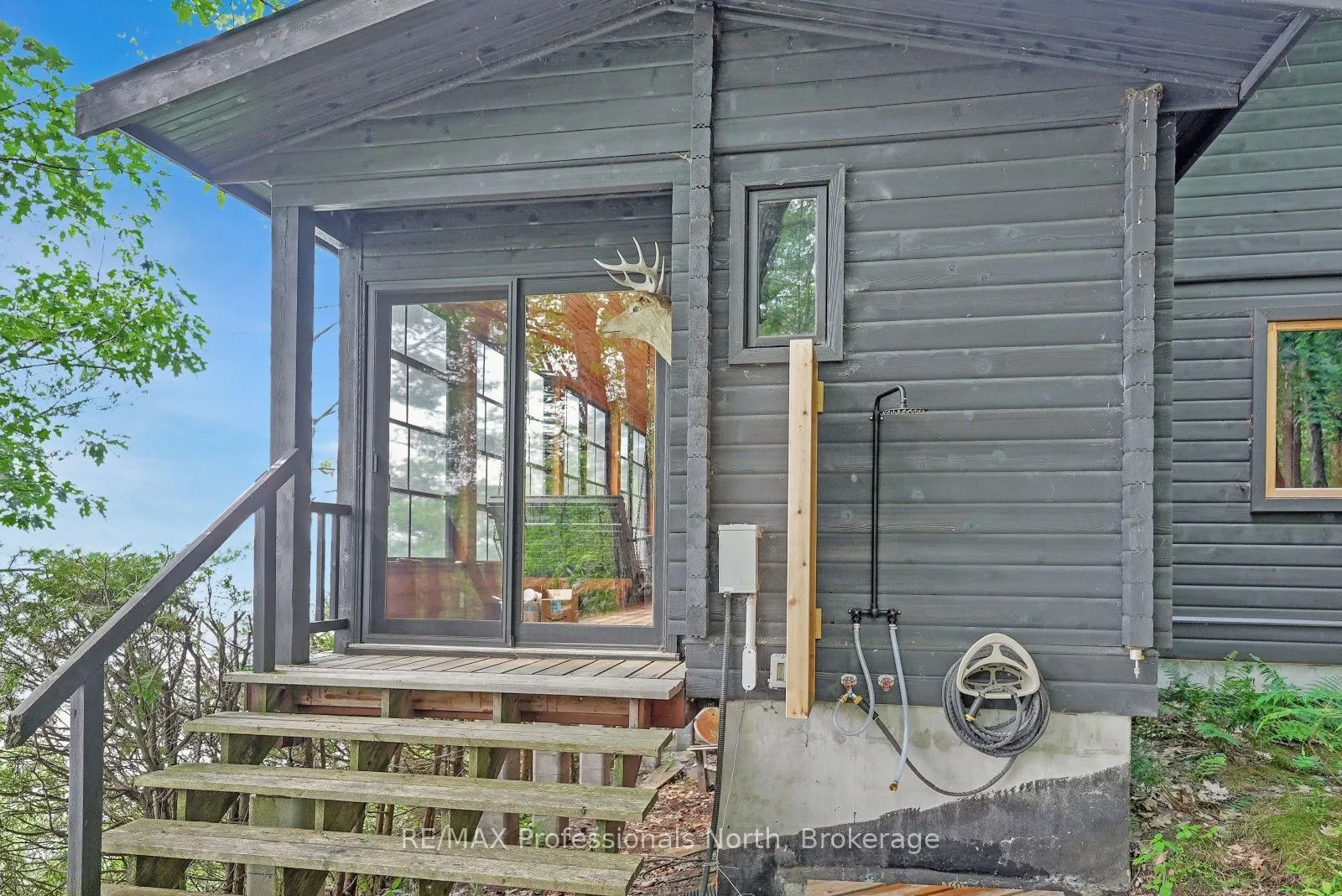 1101 BEDLINGTON Lane