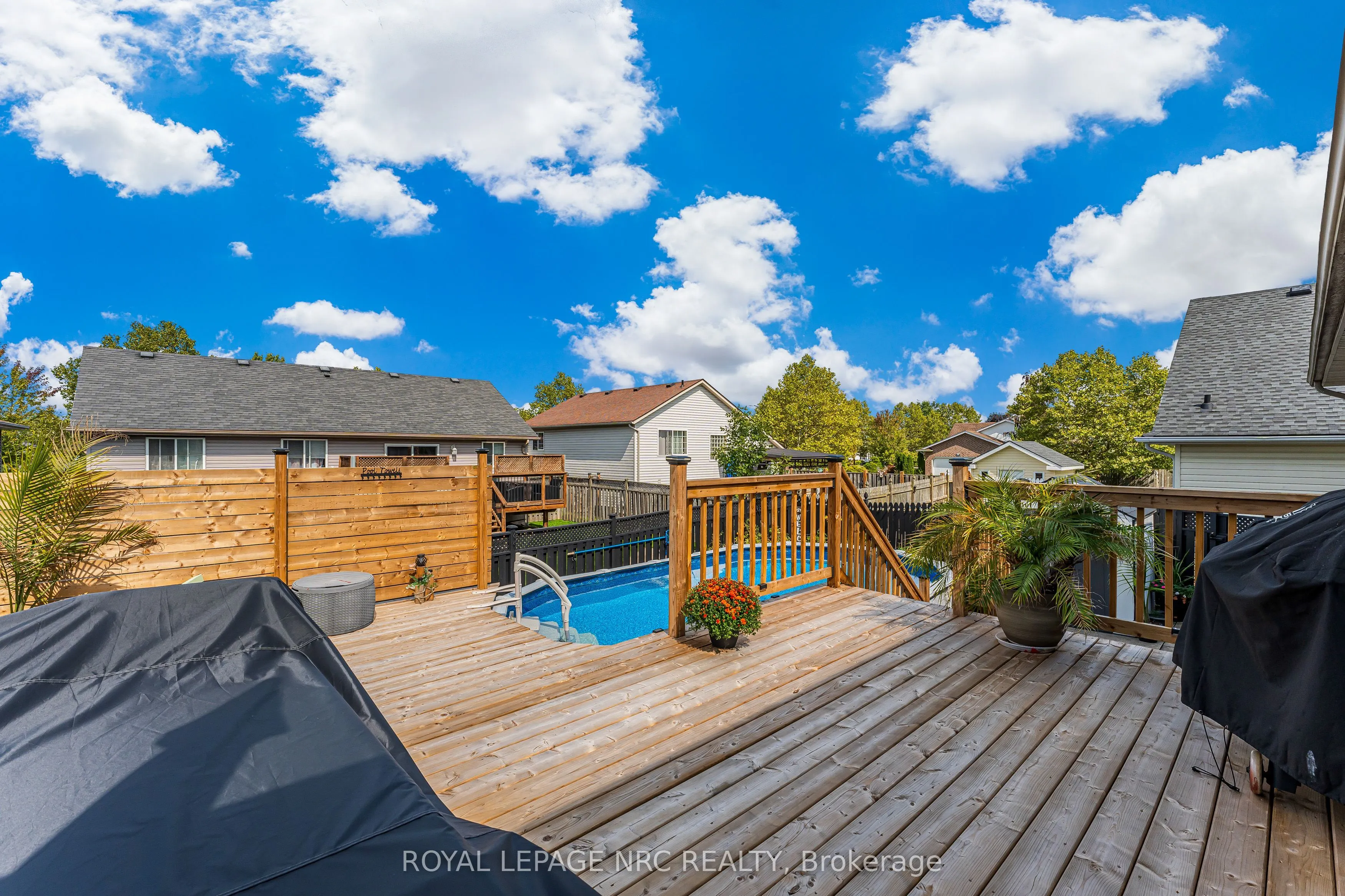 3584 CARVER Street