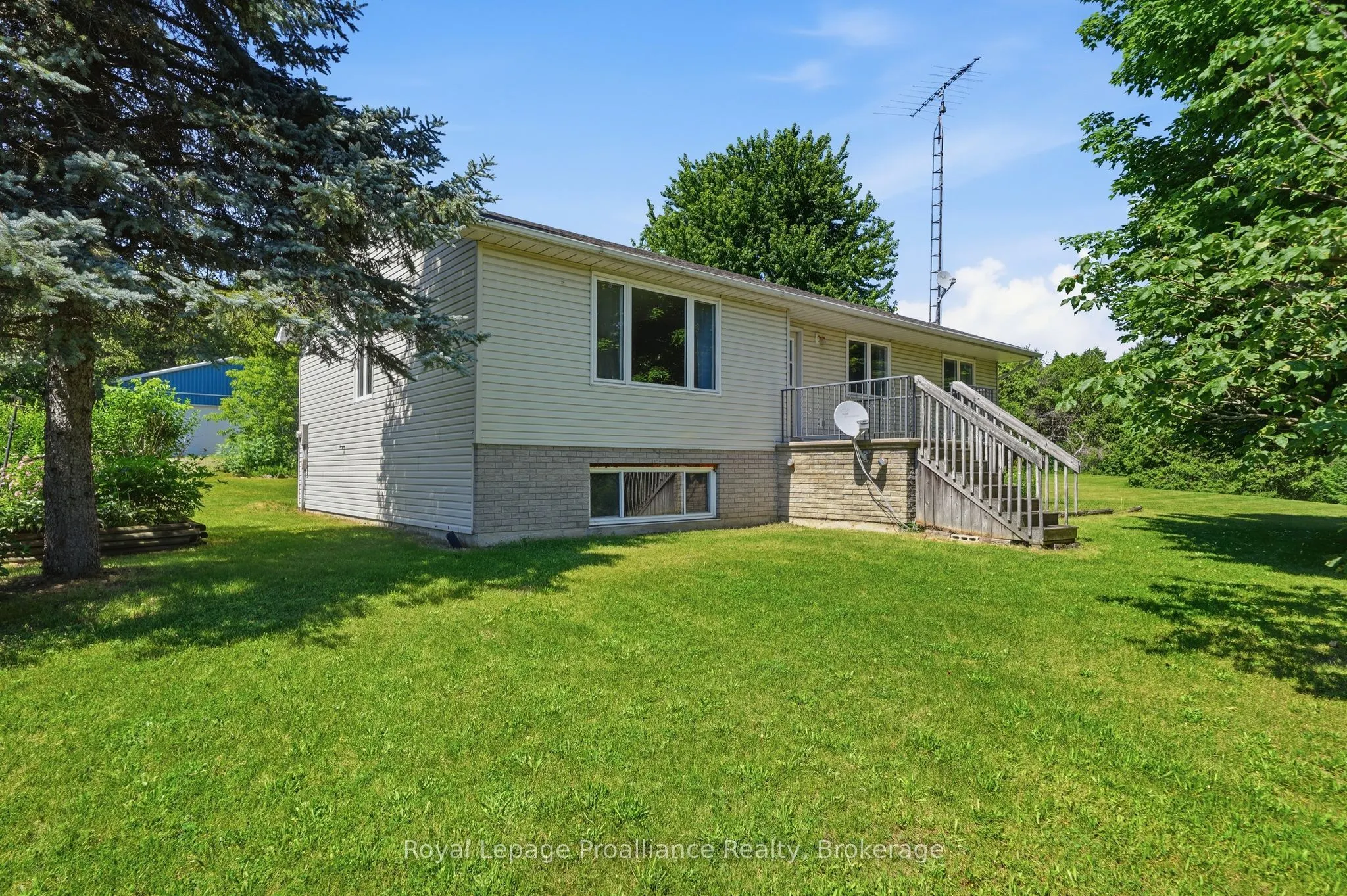 2103 Ron Harnden Road