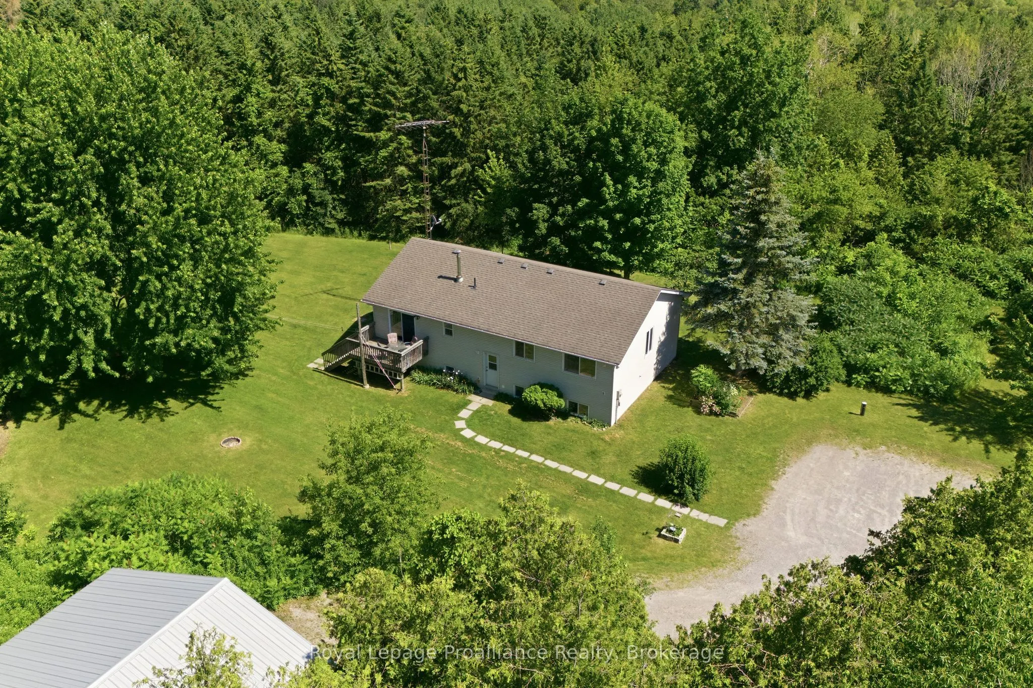 2103 Ron Harnden Road