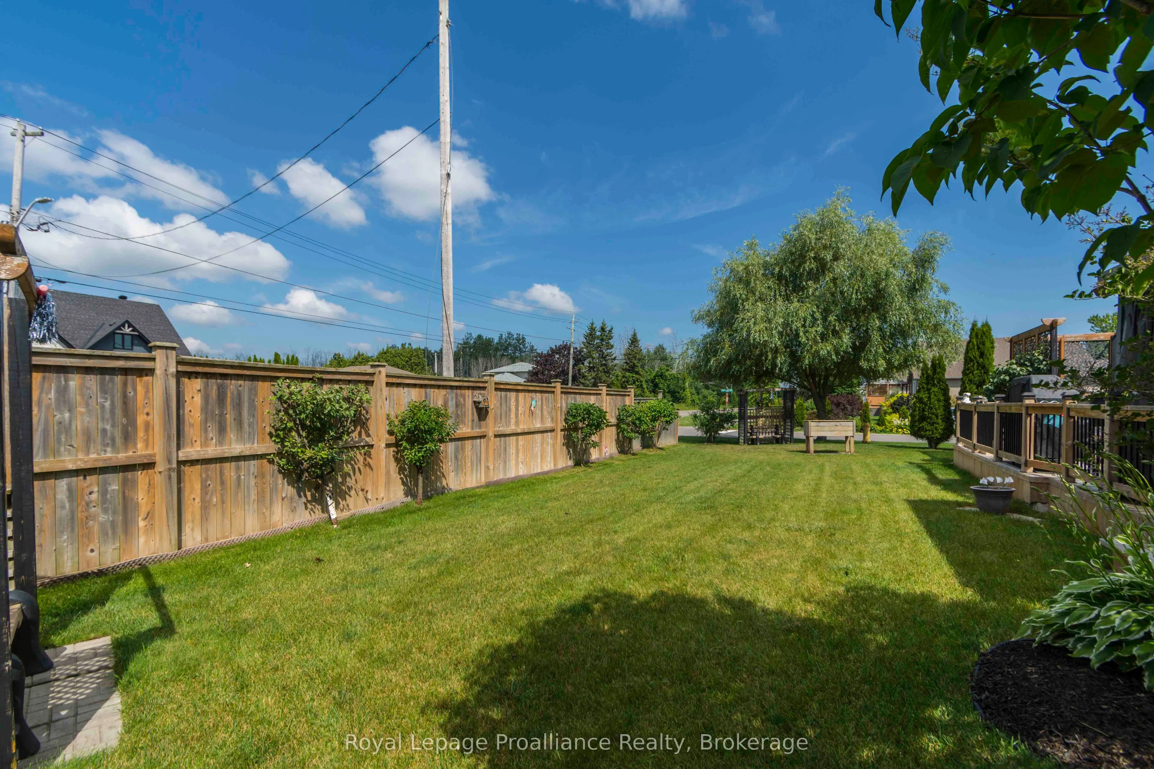 48 Ward Drive