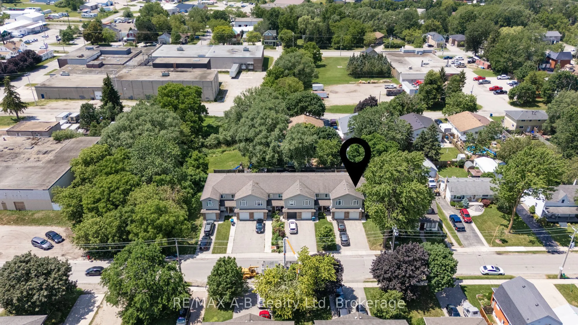 280 Railway Avenue