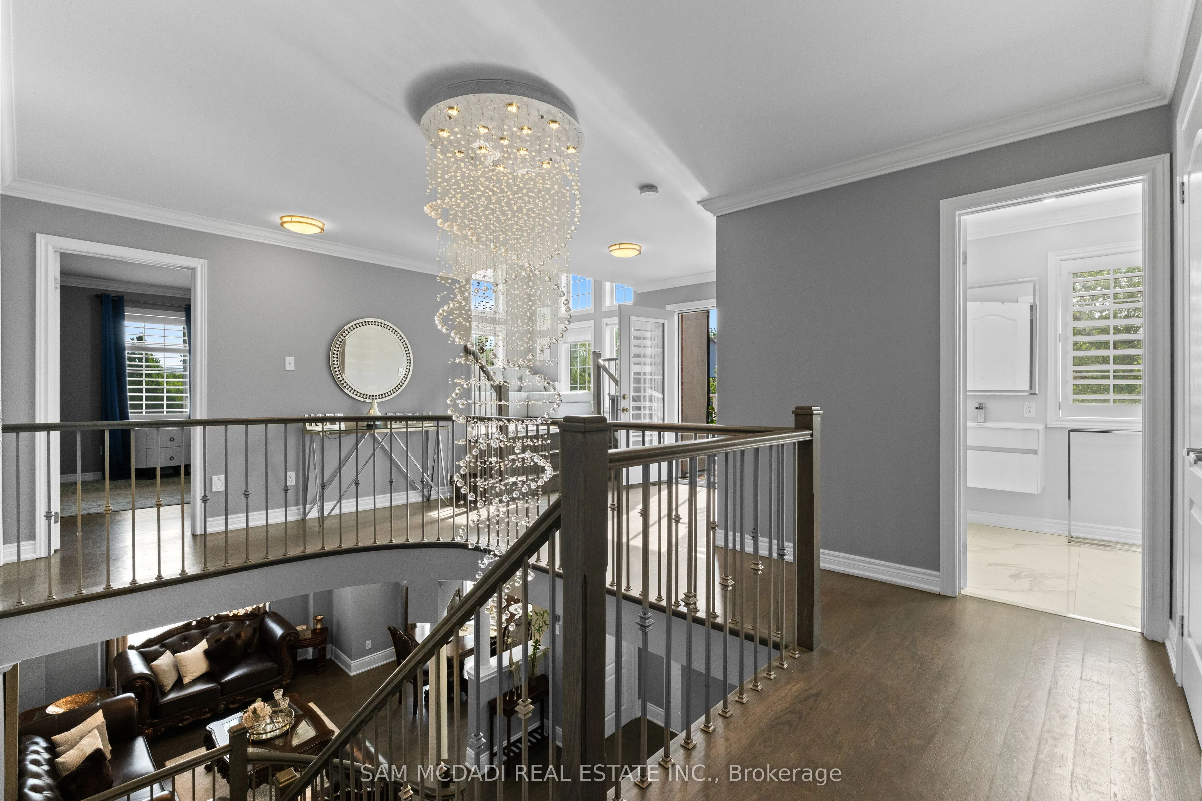 29 Delrosa Way