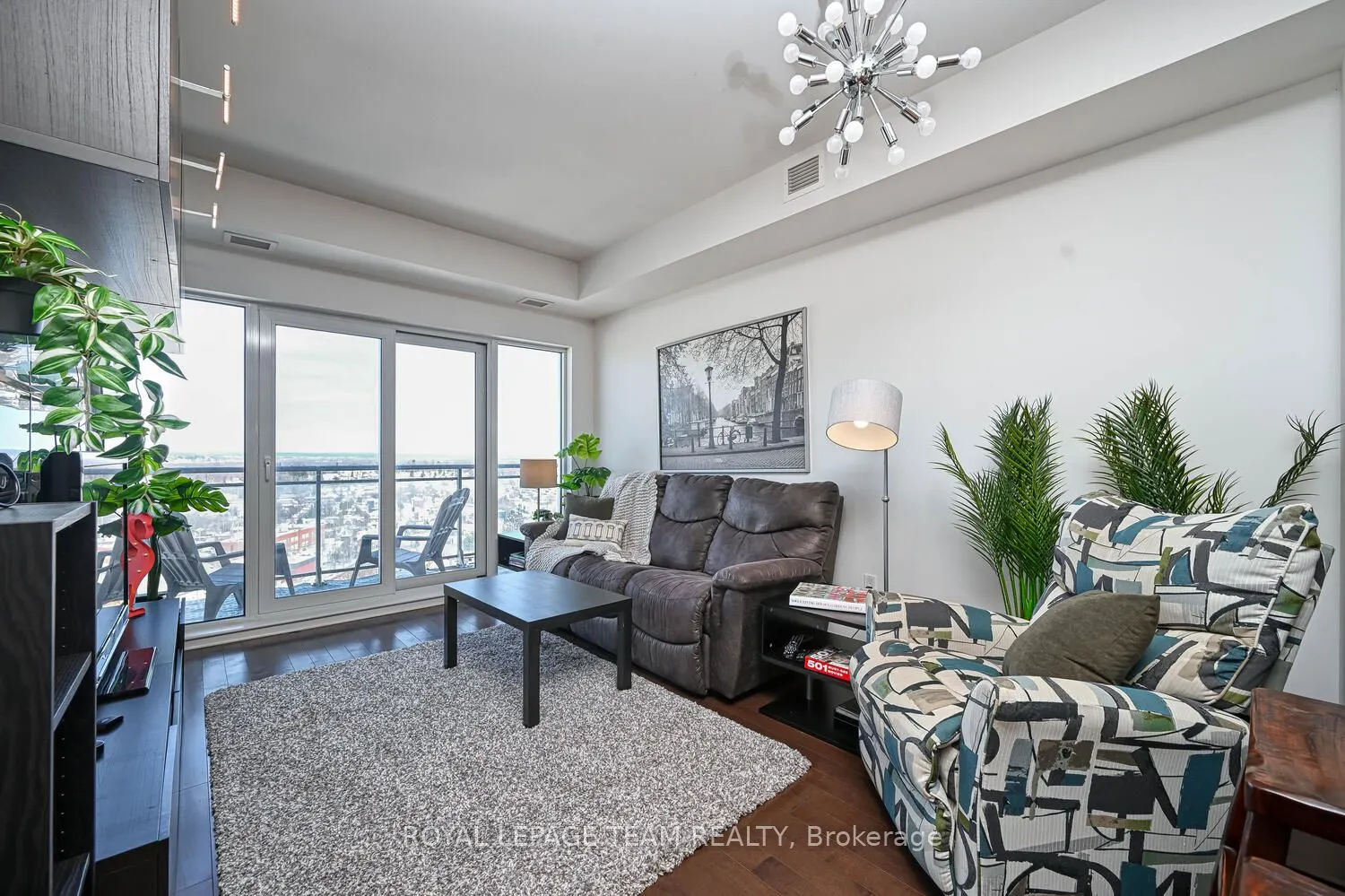 90 Landry Street #1906