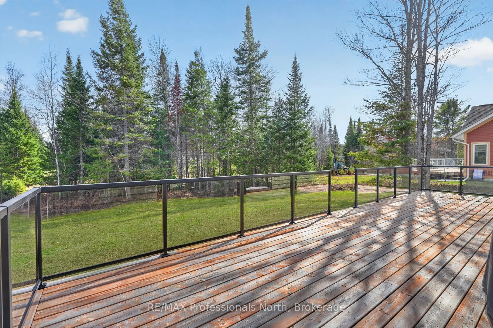 8 Bancroft Ridge Drive