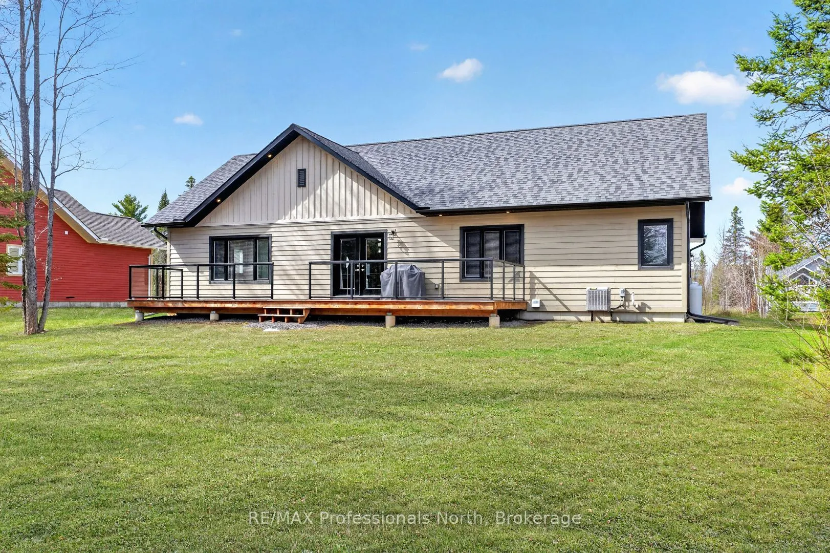 8 Bancroft Ridge Drive