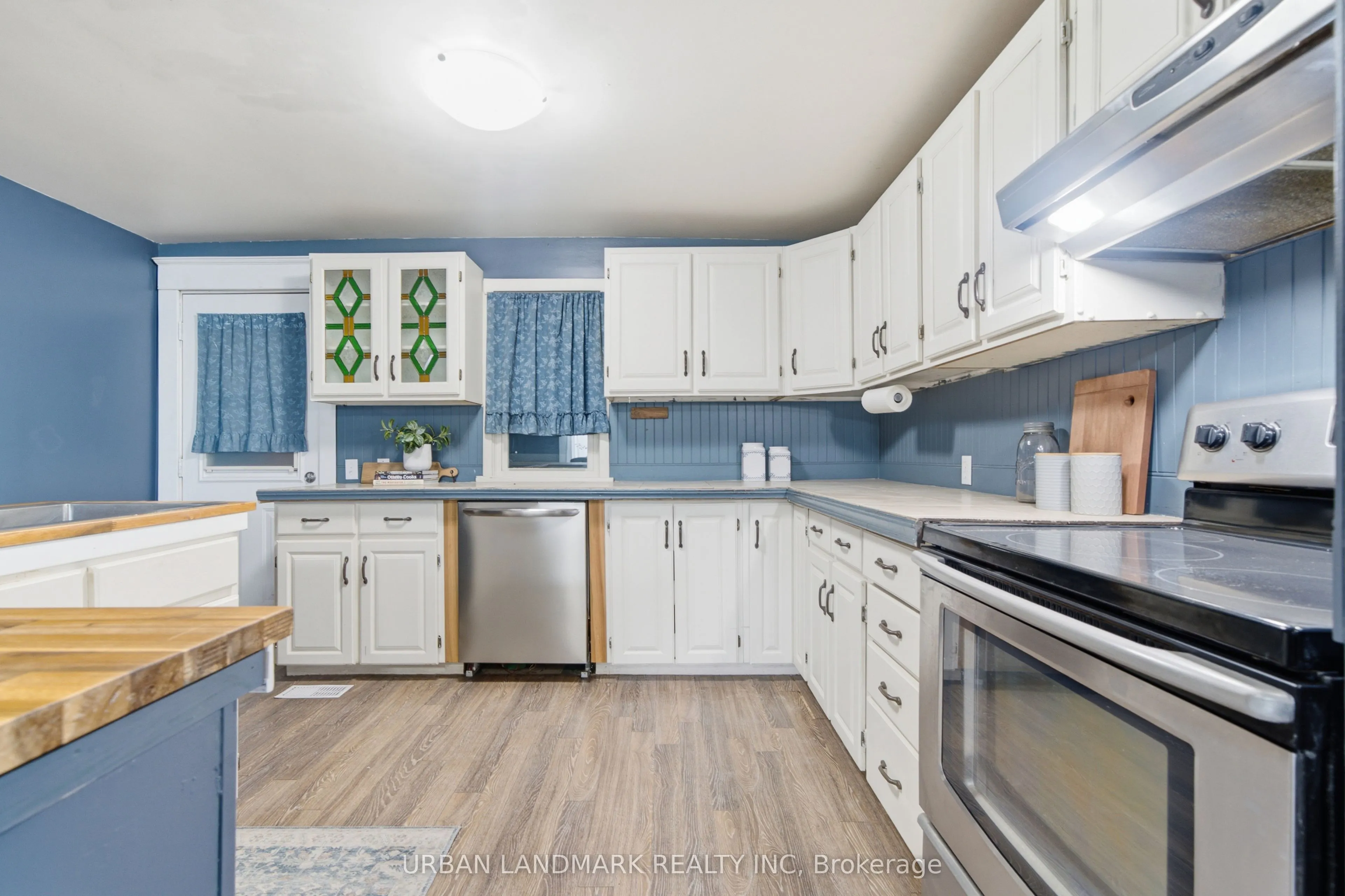 3095 Cooper Road
