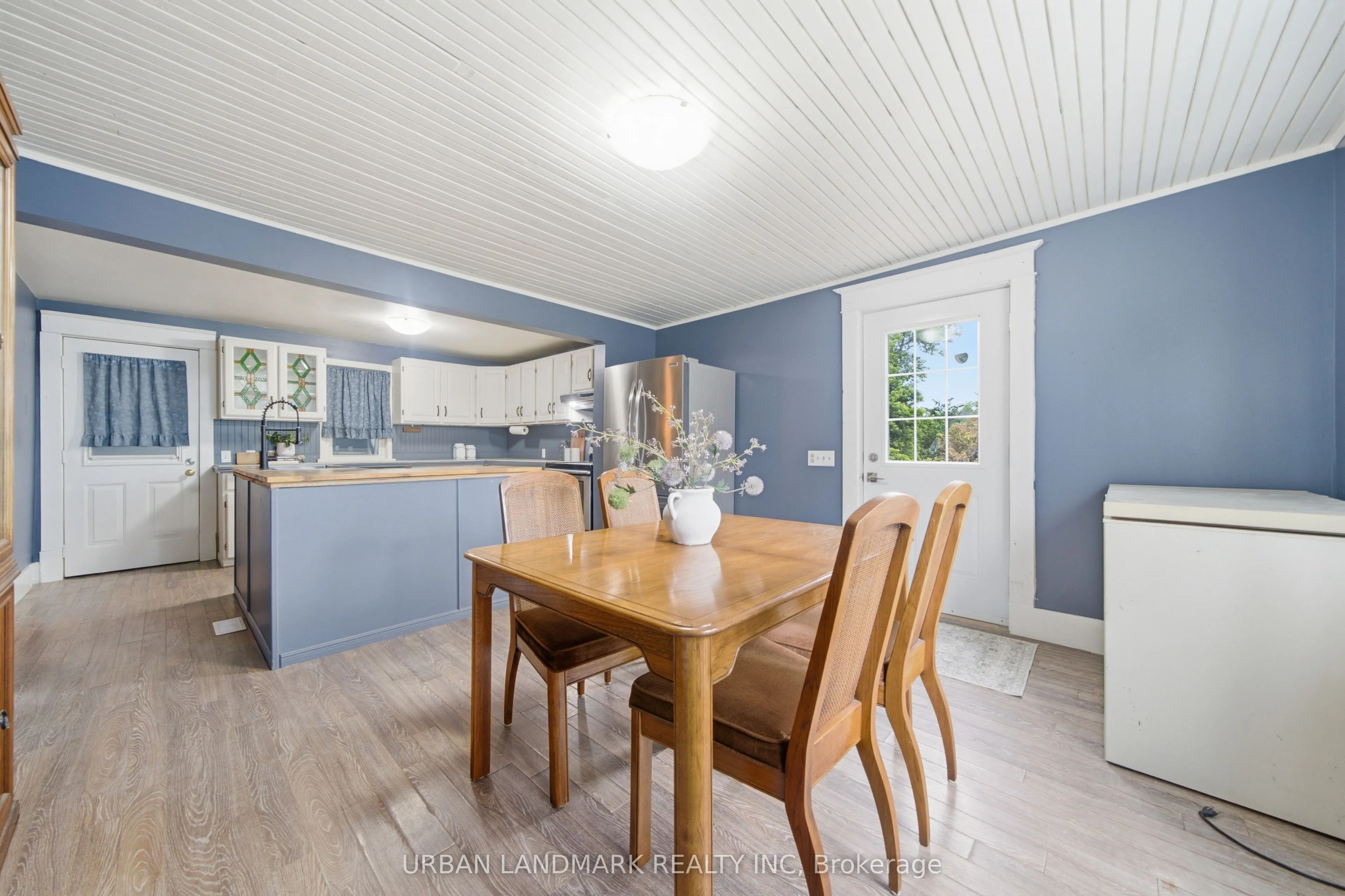 3095 Cooper Road